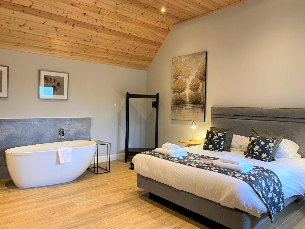 Two-Bedroom House photo 3