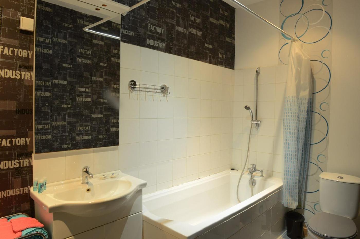 Standard Apartment - Photo 6