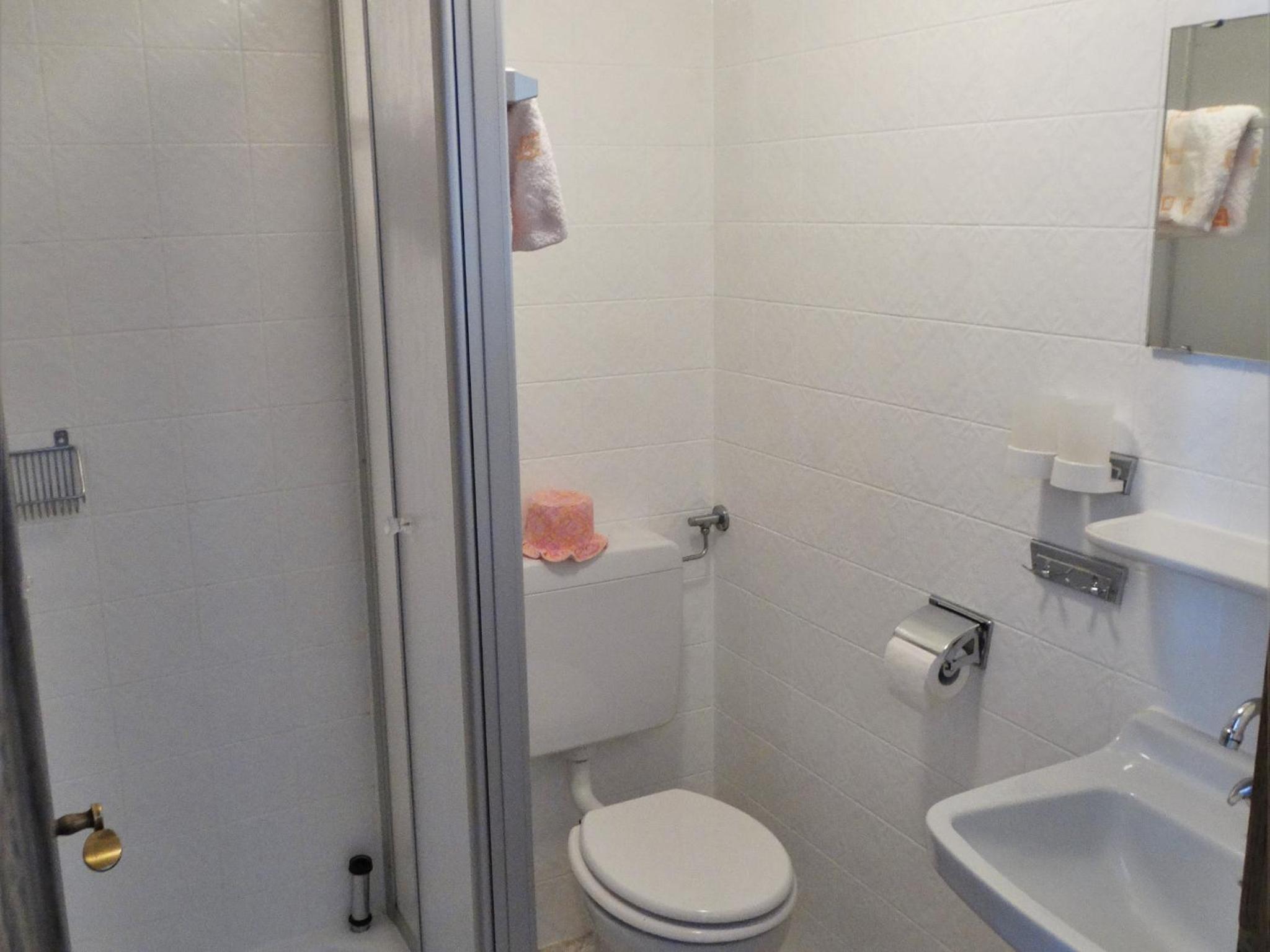 Budget Double Room photo 2