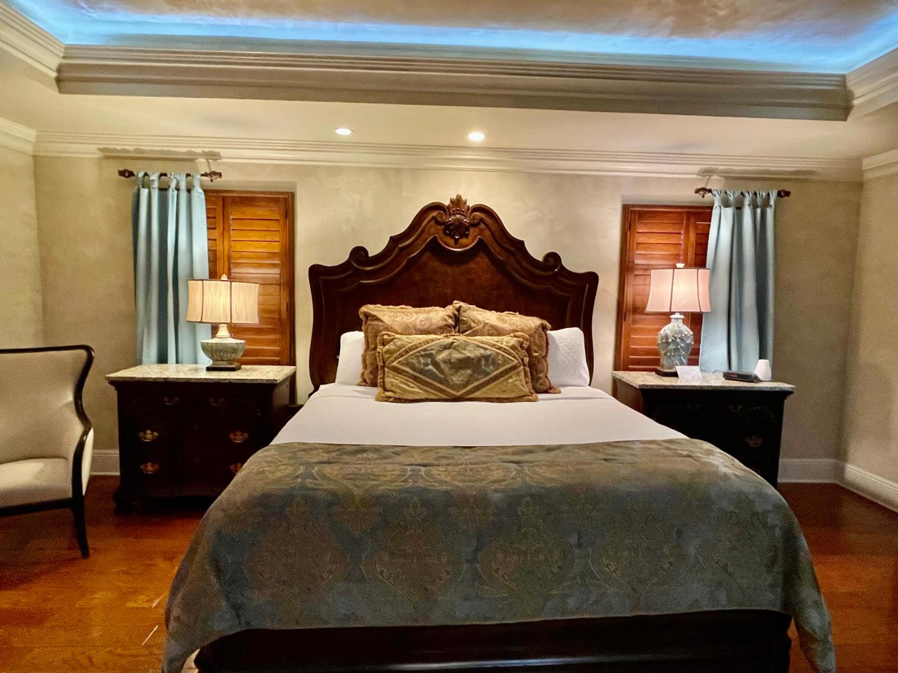Deluxe Suite with Spa Bath photo 3