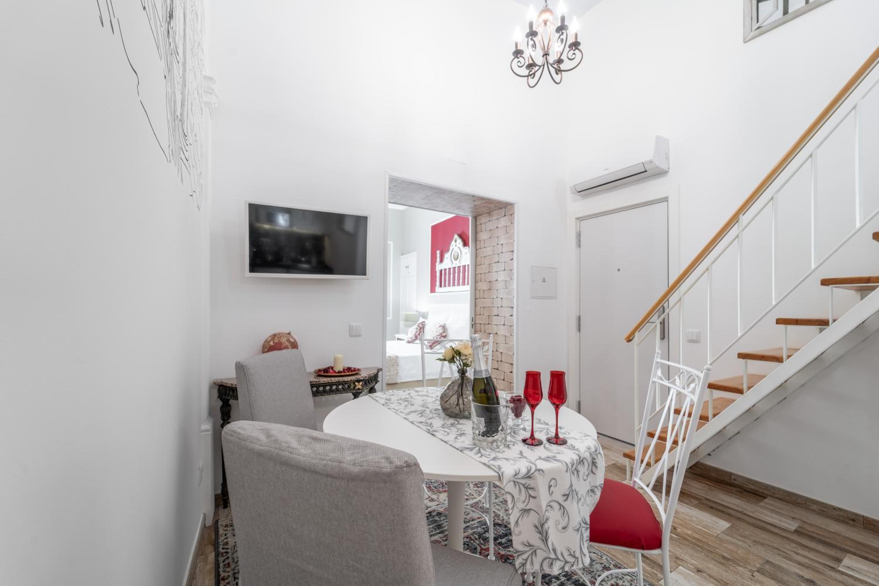 Apartment with City View photo 3