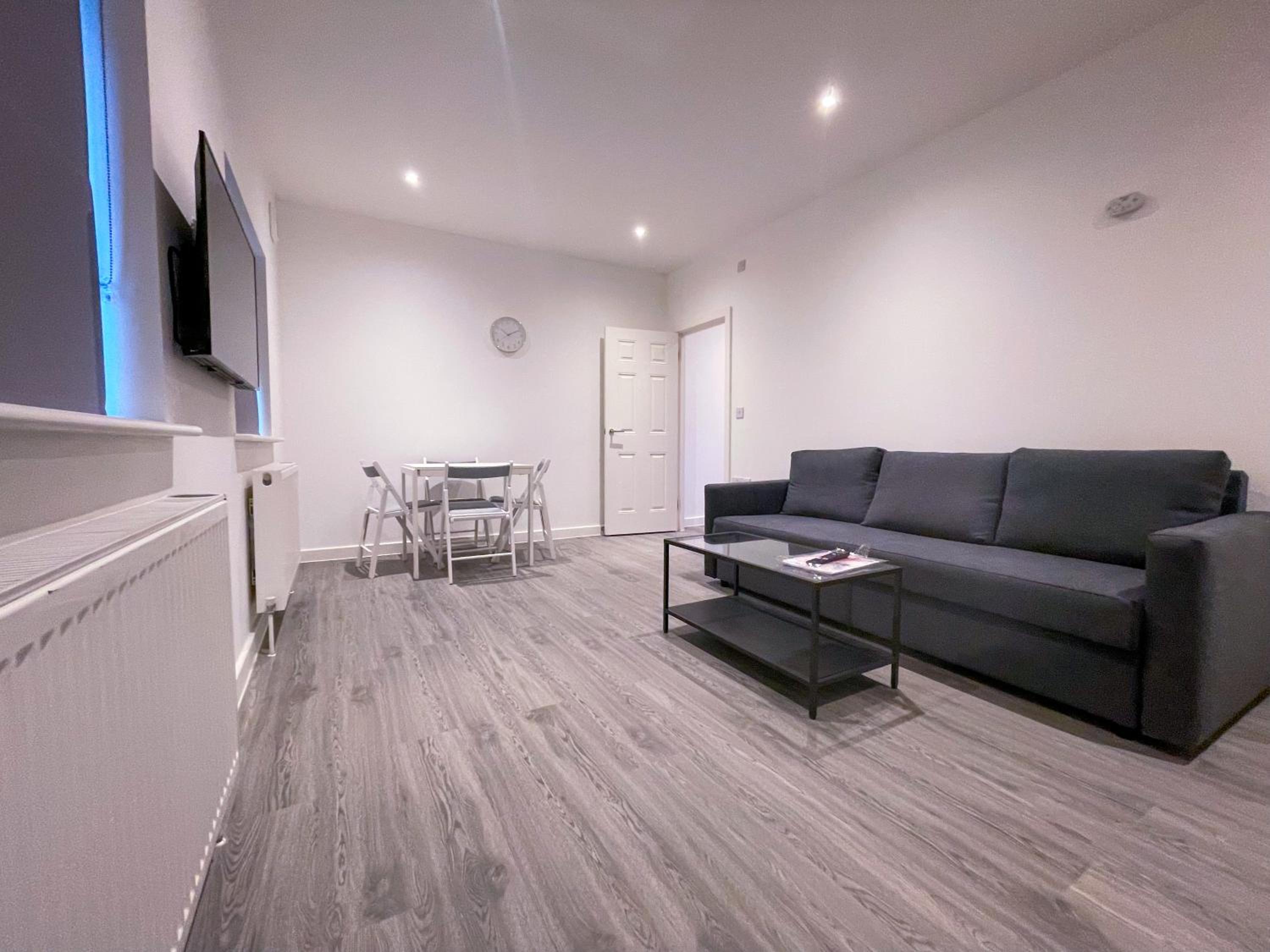 Deluxe Apartment photo 1