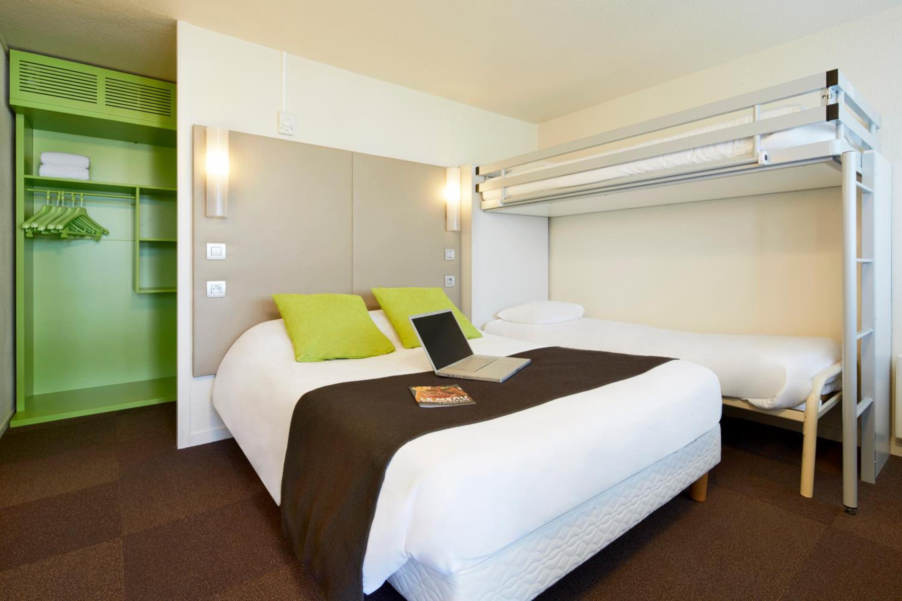 Standard Quadruple Room - Photo 1