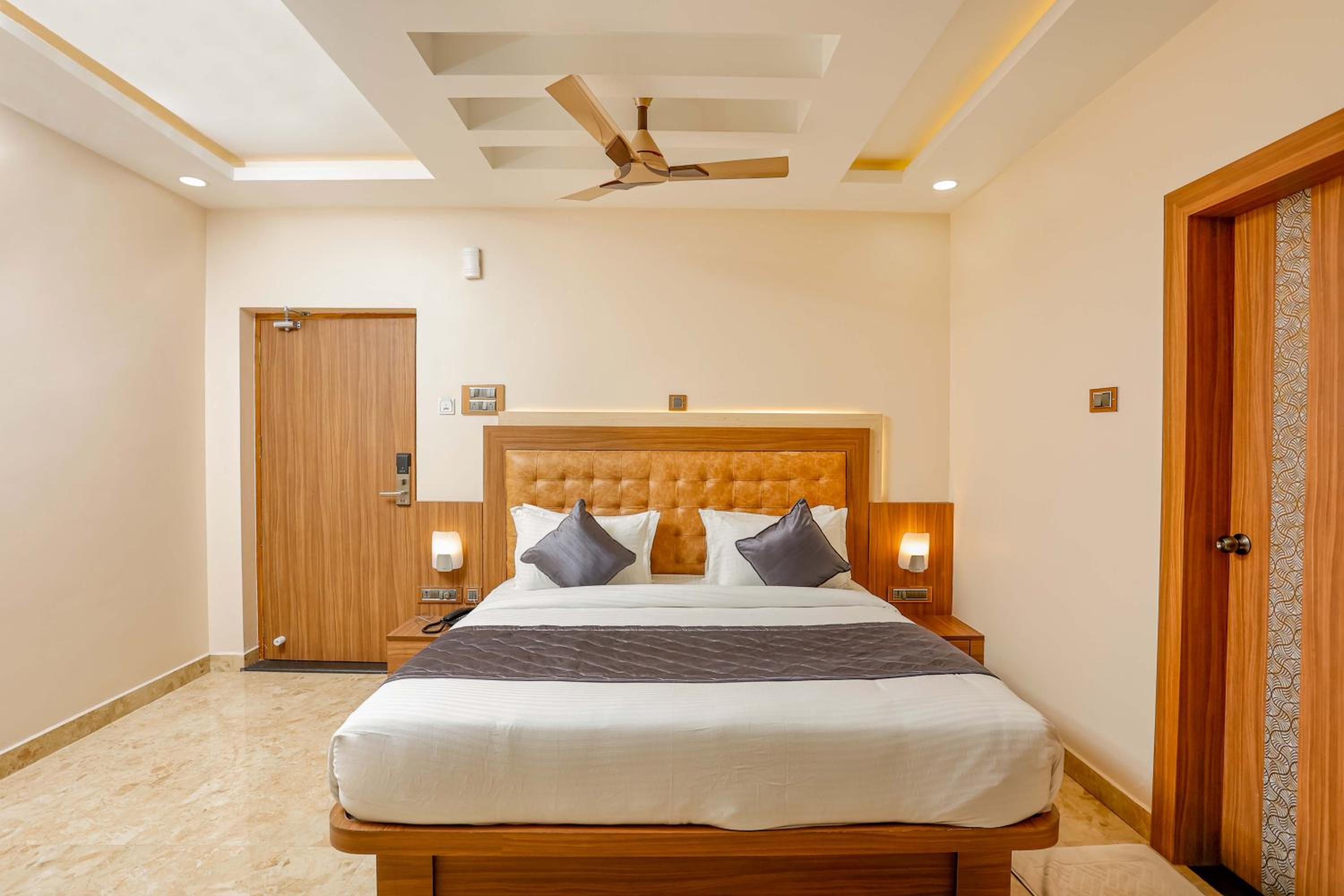 Deluxe Double Room - Photo 5