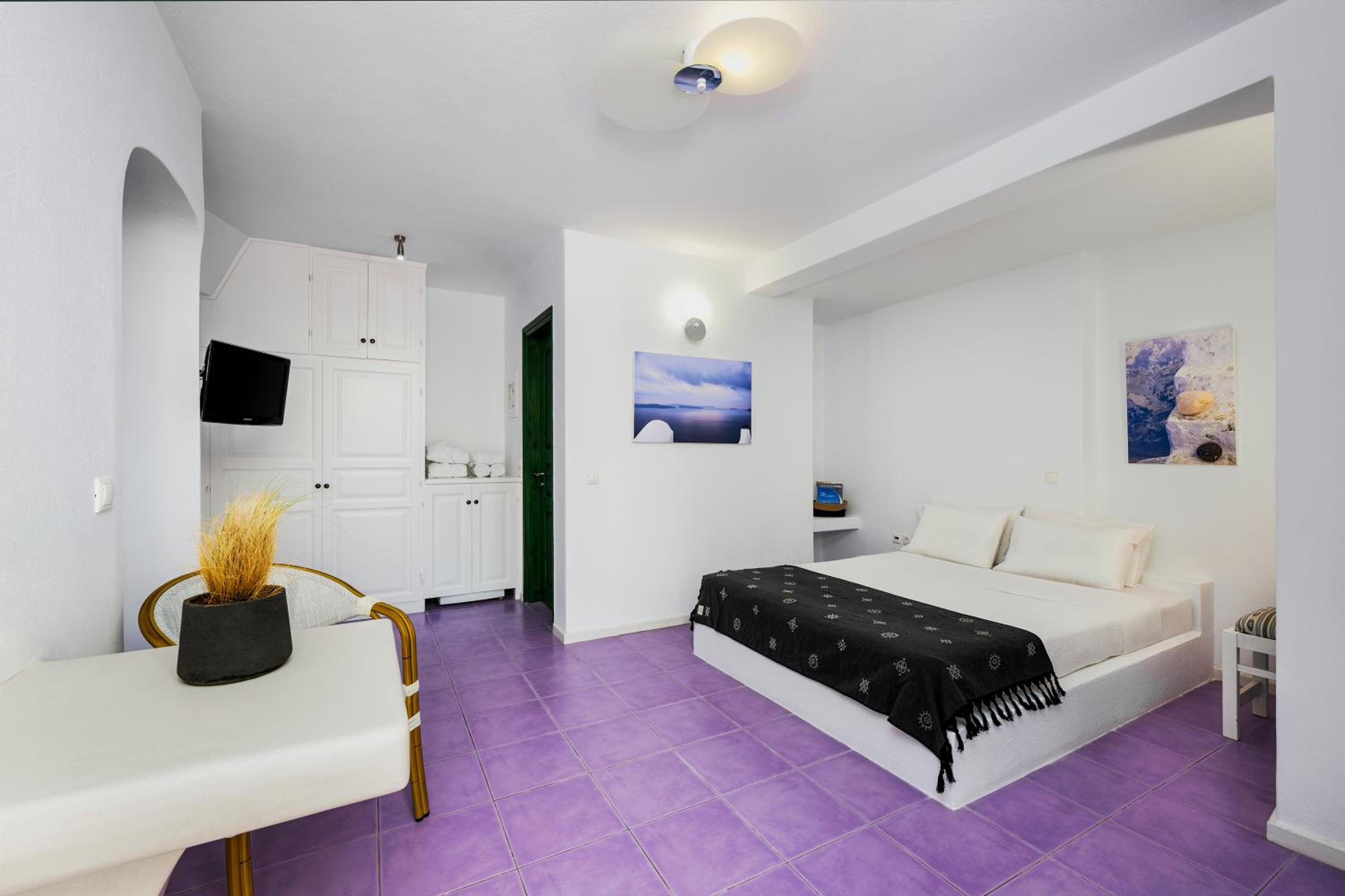 Budget Double Room with Garden View photo 2