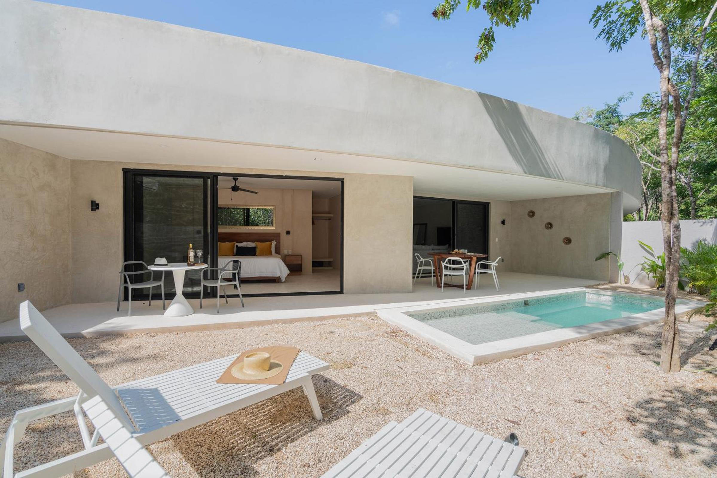 Königssuite mit privatem Pool und Garten