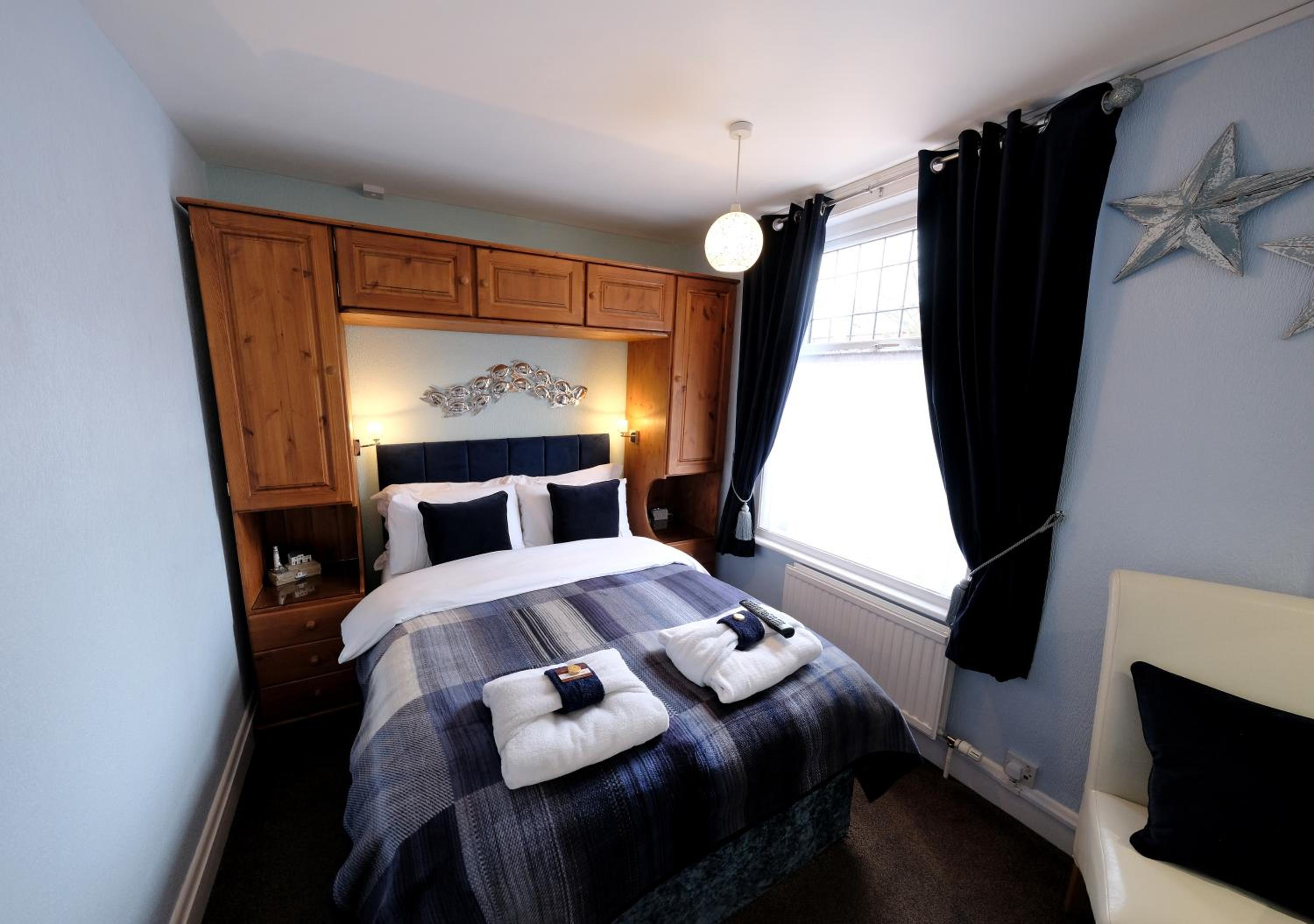 Small Double Room - Photo 1