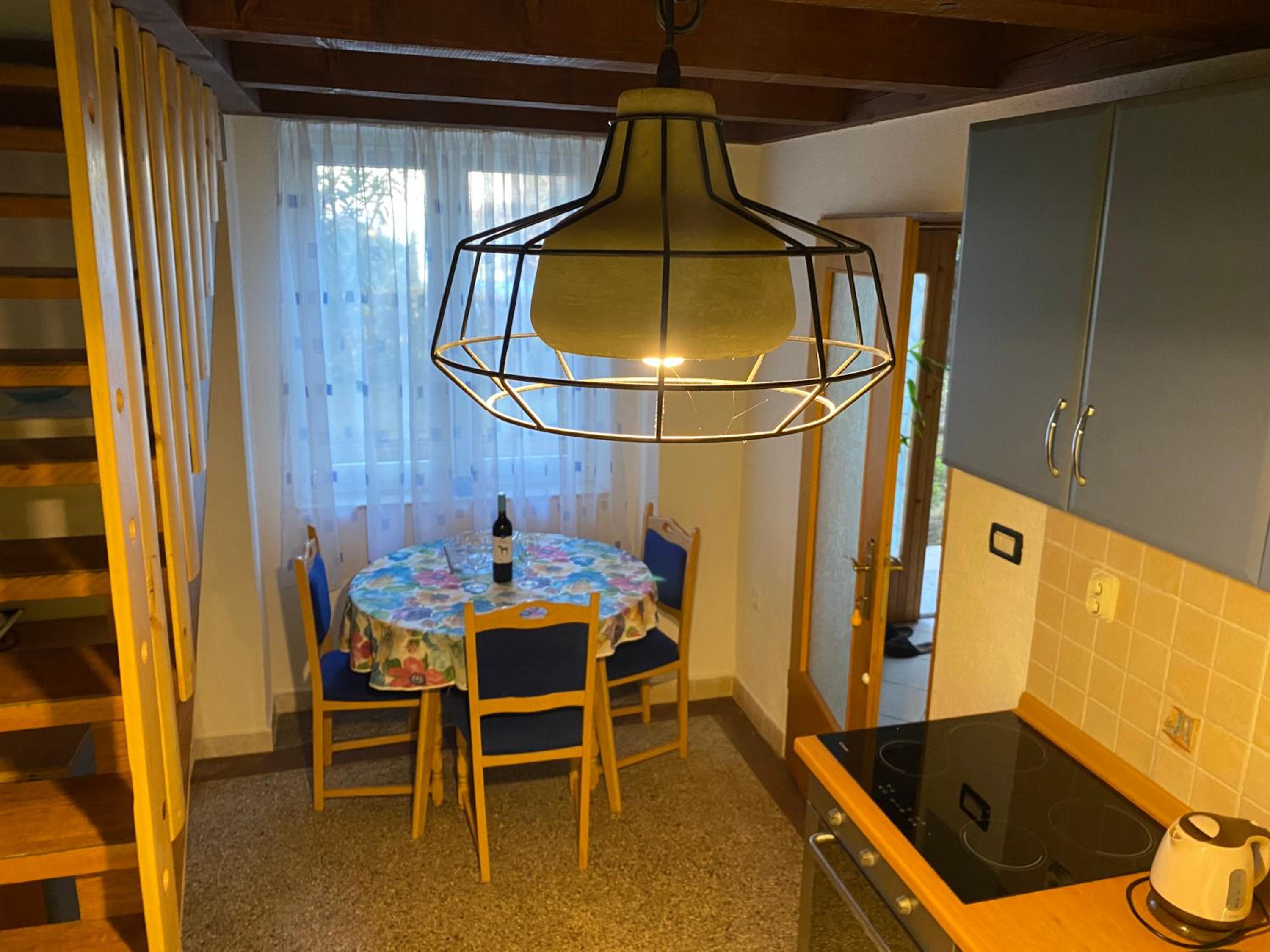 One-Bedroom Apartment - Photo 11