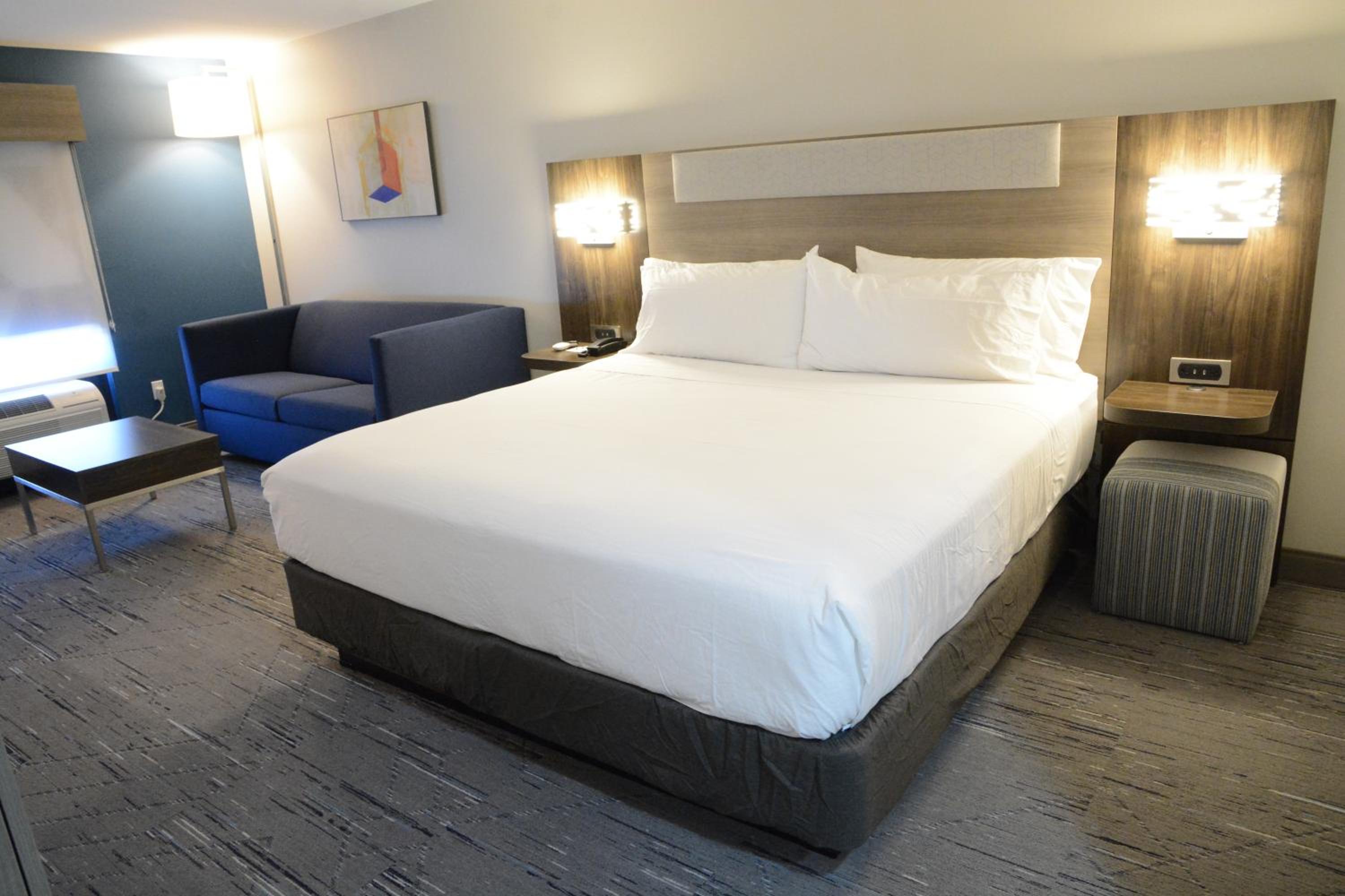 King Suite with Sofa Bed - Photo 1