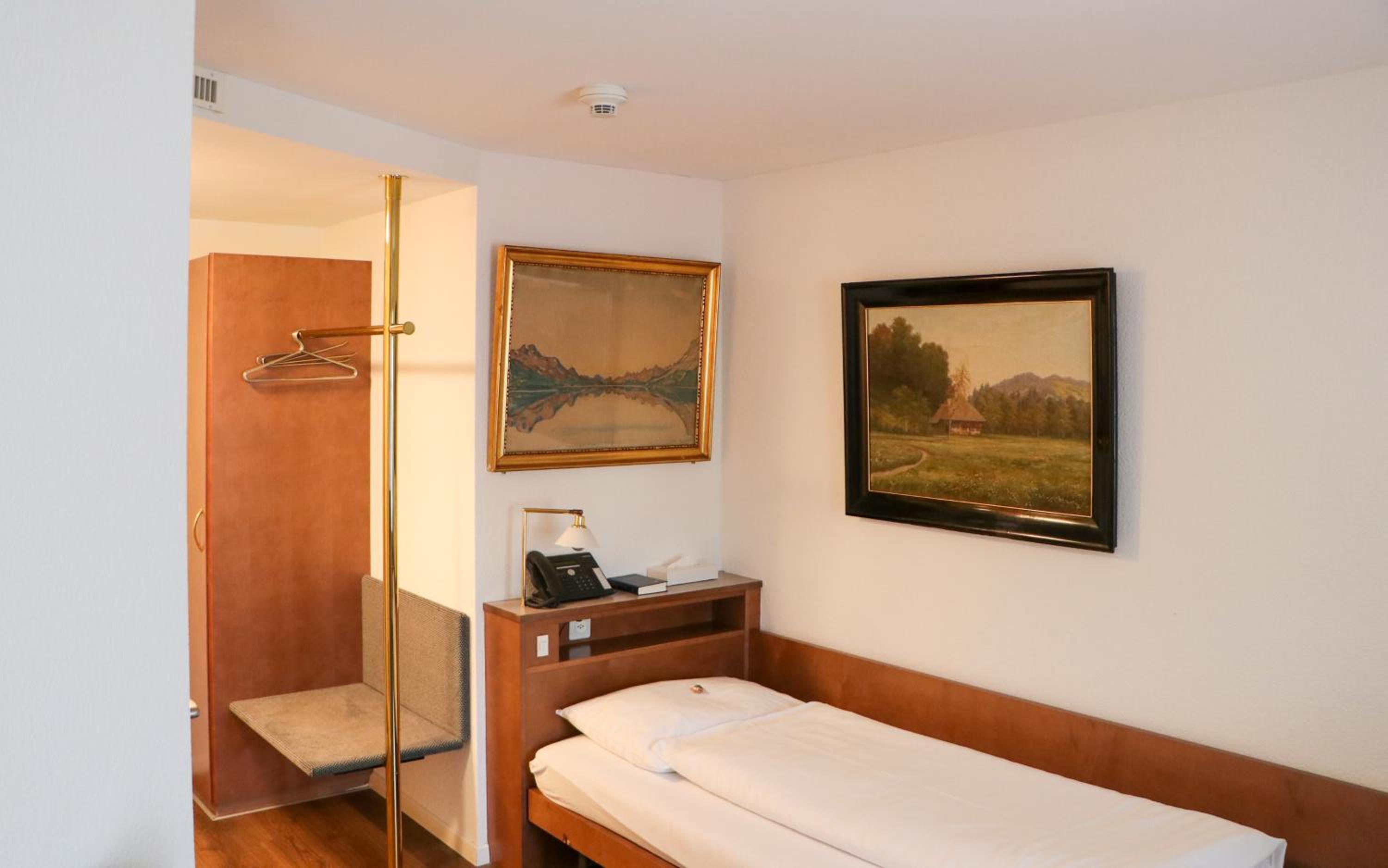 Single Room photo 1