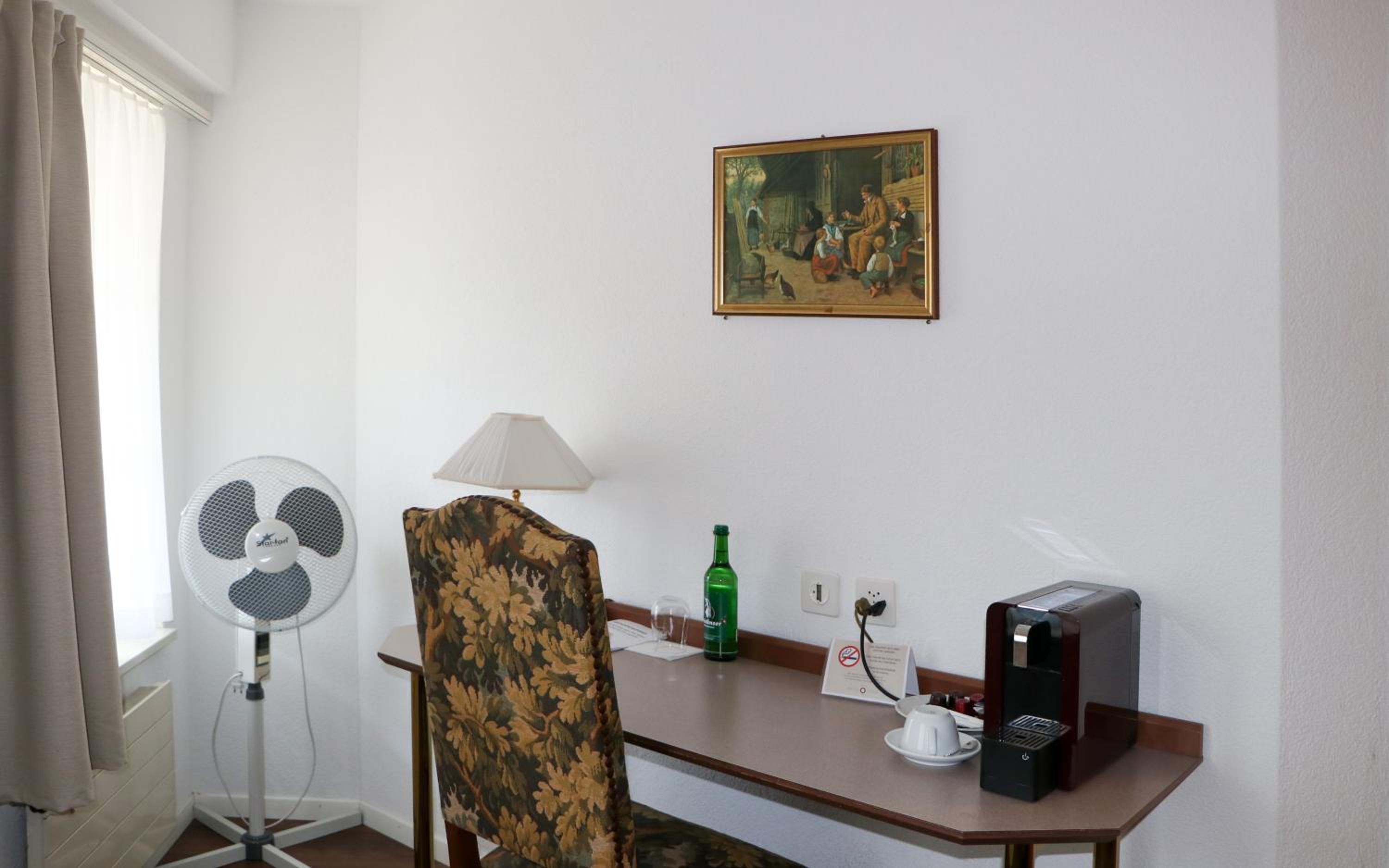 Single Room photo 2