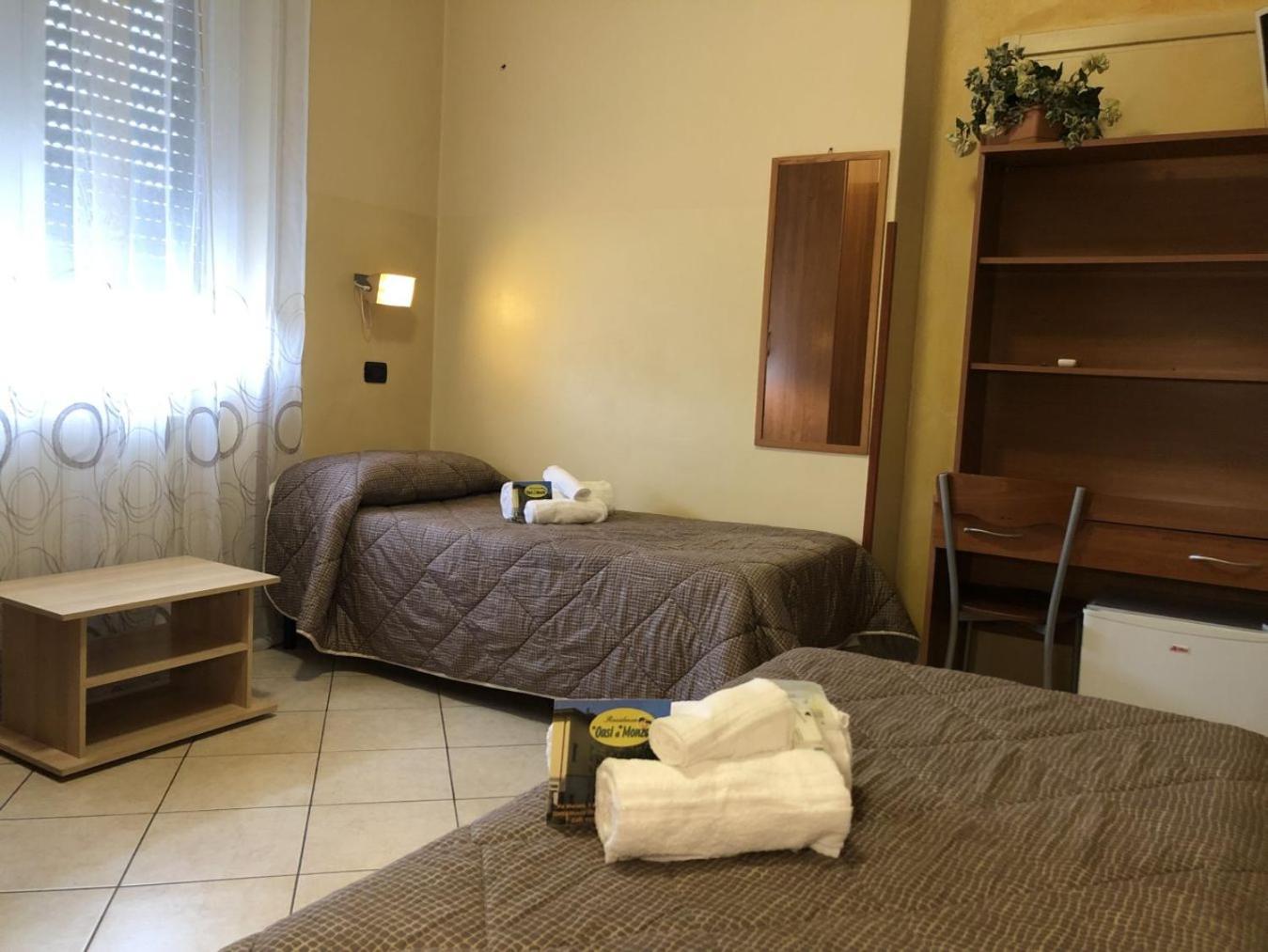 Twin Room - Photo 4