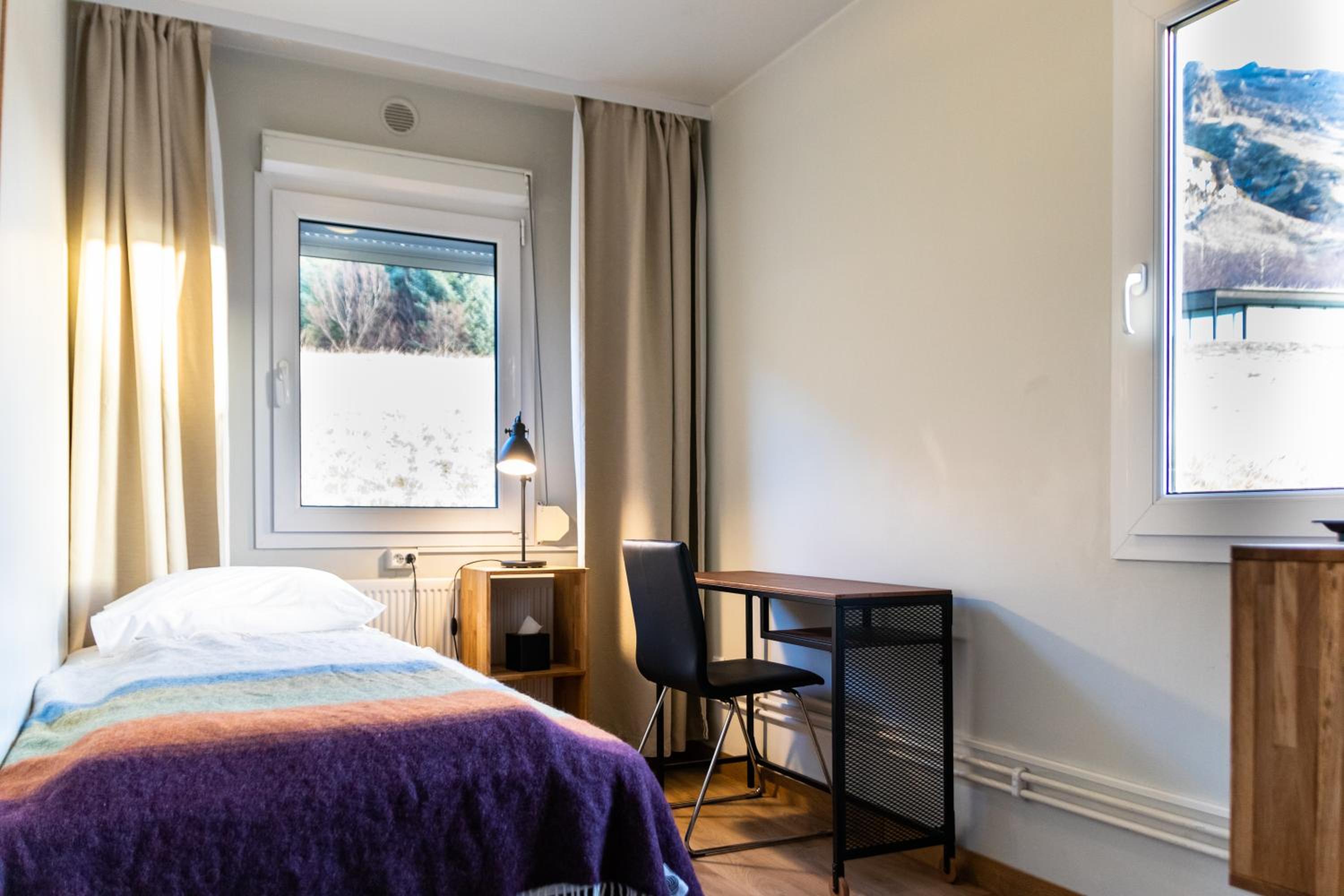 Single Room with Bathroom photo 1