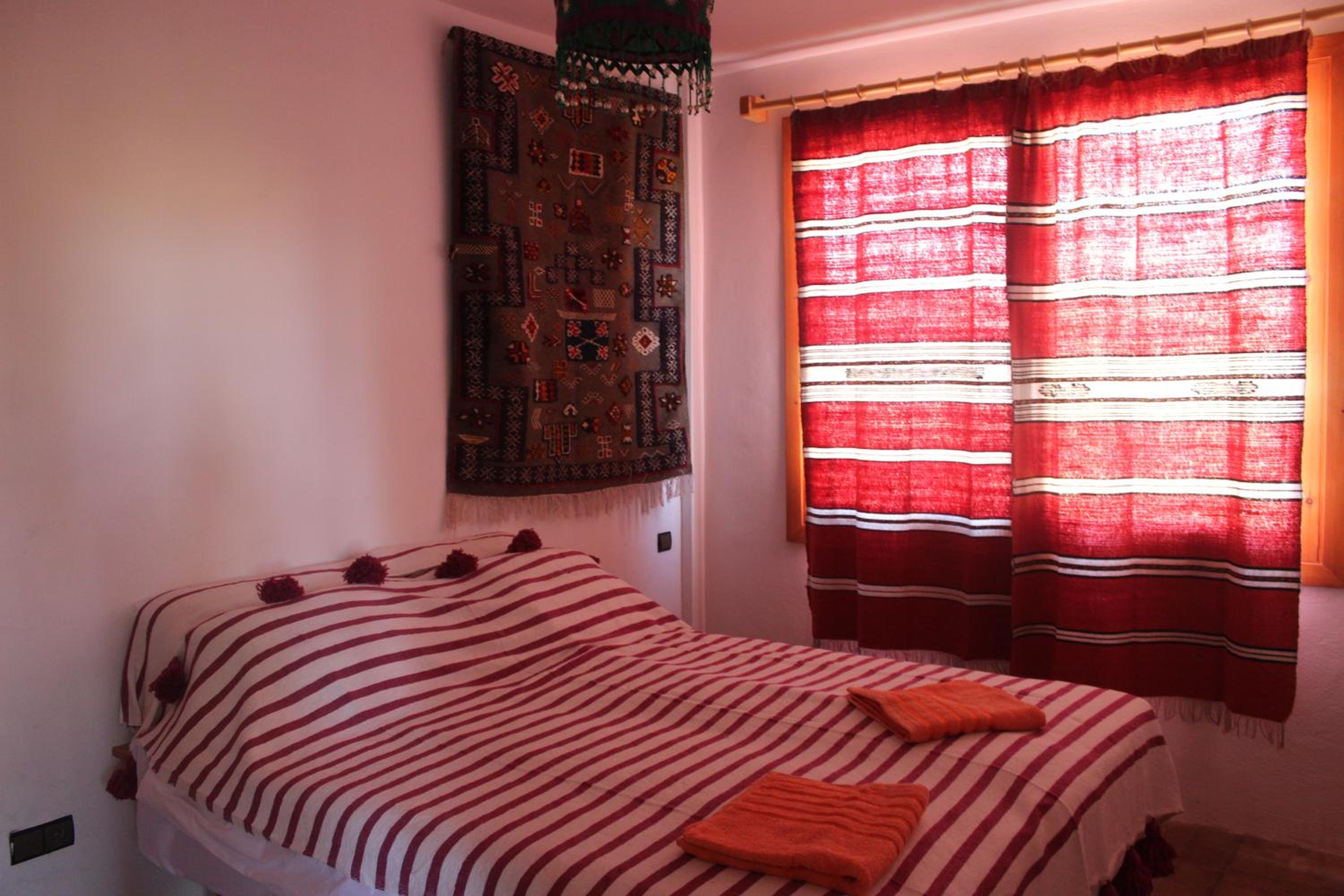 Apartment with Pool View  - Photo 1