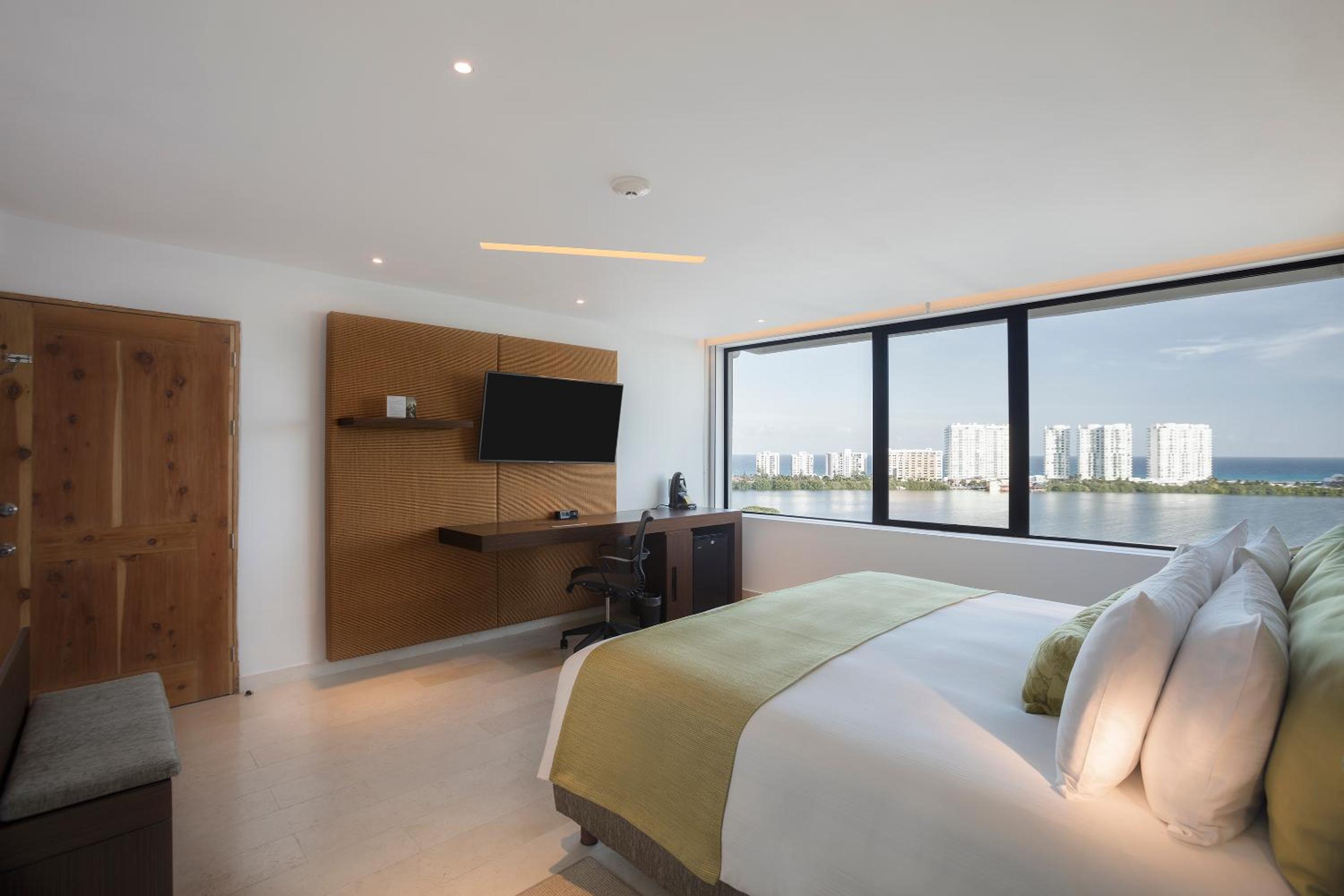 Deluxe Suite (Intercontinental)