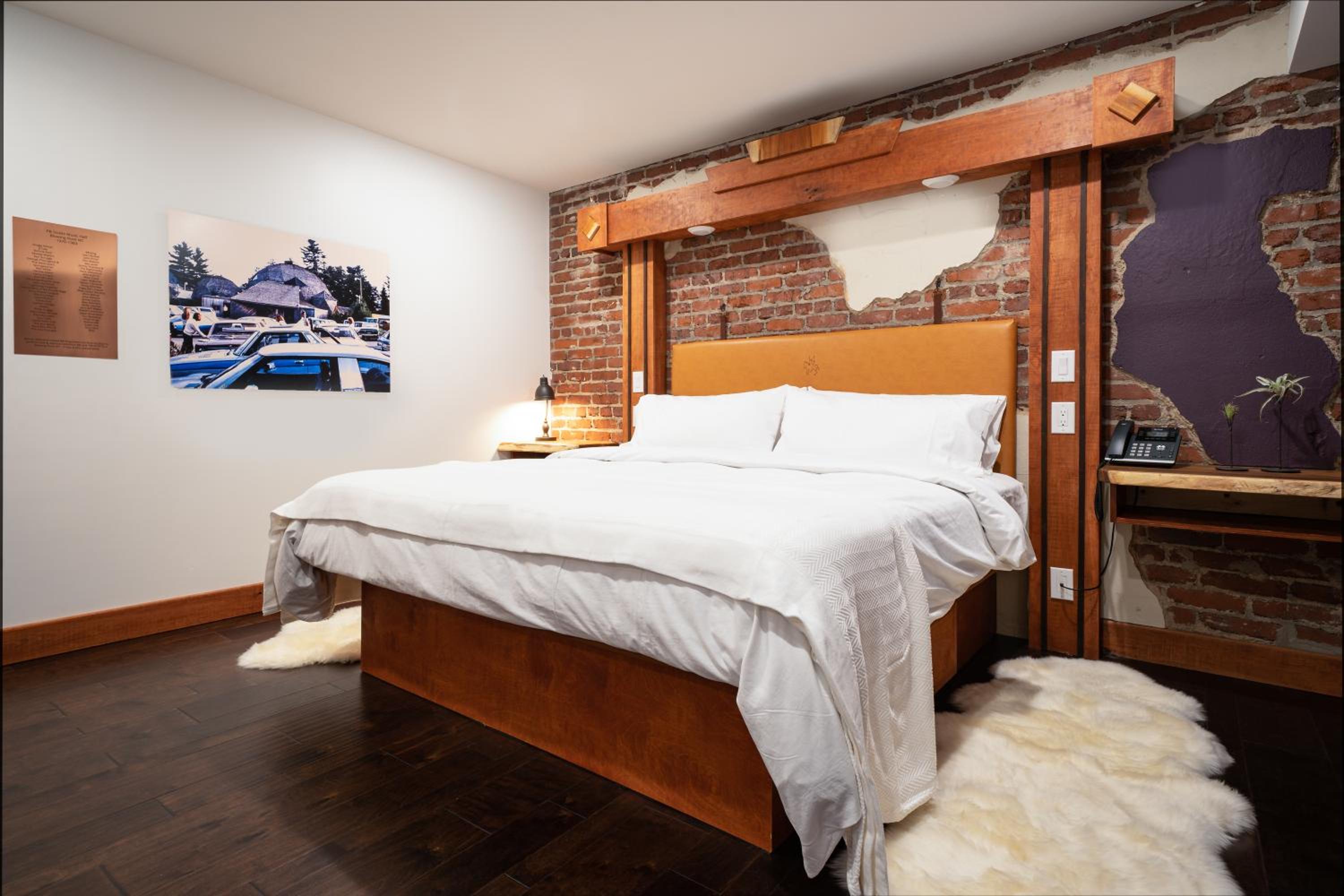Standard King Room photo 1
