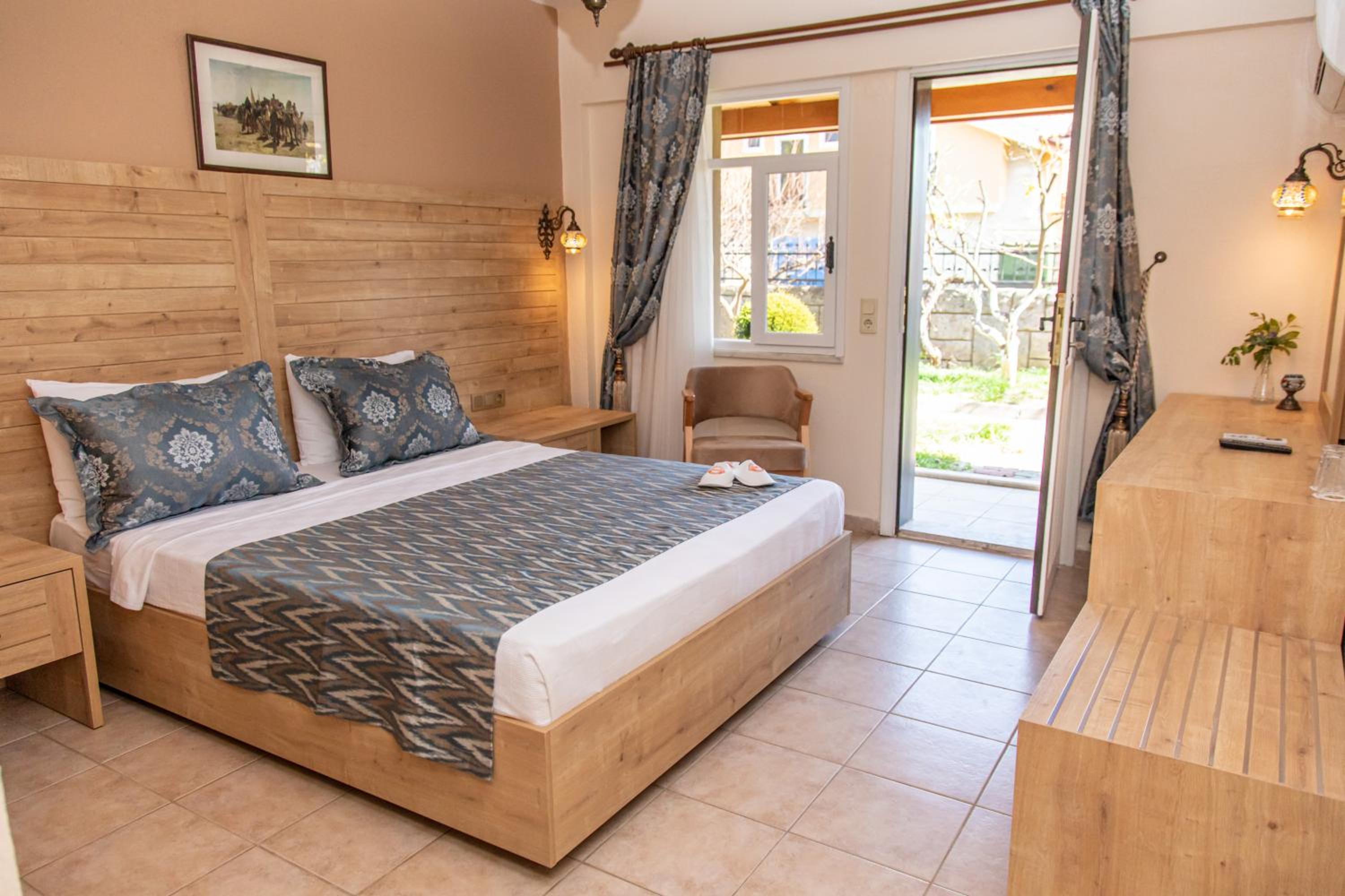 Double Room with Balcony photo 1