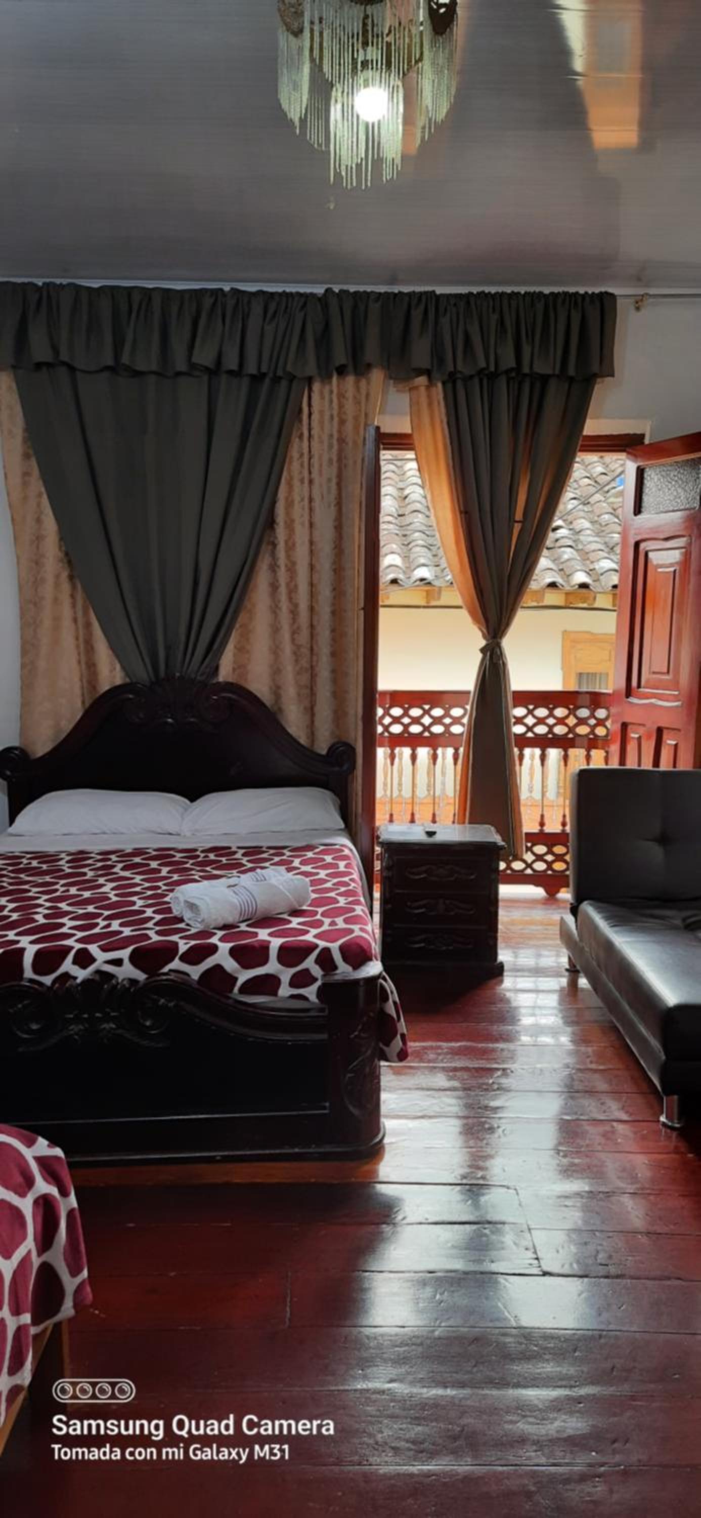 Twin Room with Private Bathroom photo 3