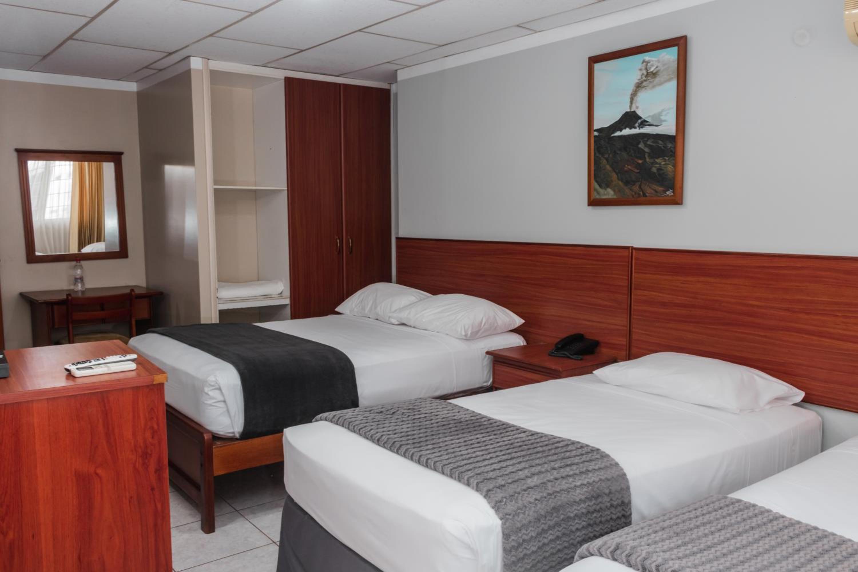 Triple Room photo 2