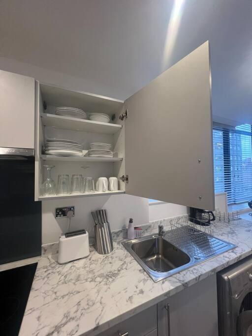 One-Bedroom Apartment - Photo 36