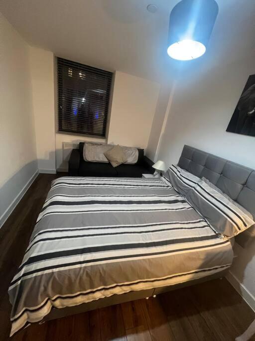 One-Bedroom Apartment - Photo 27
