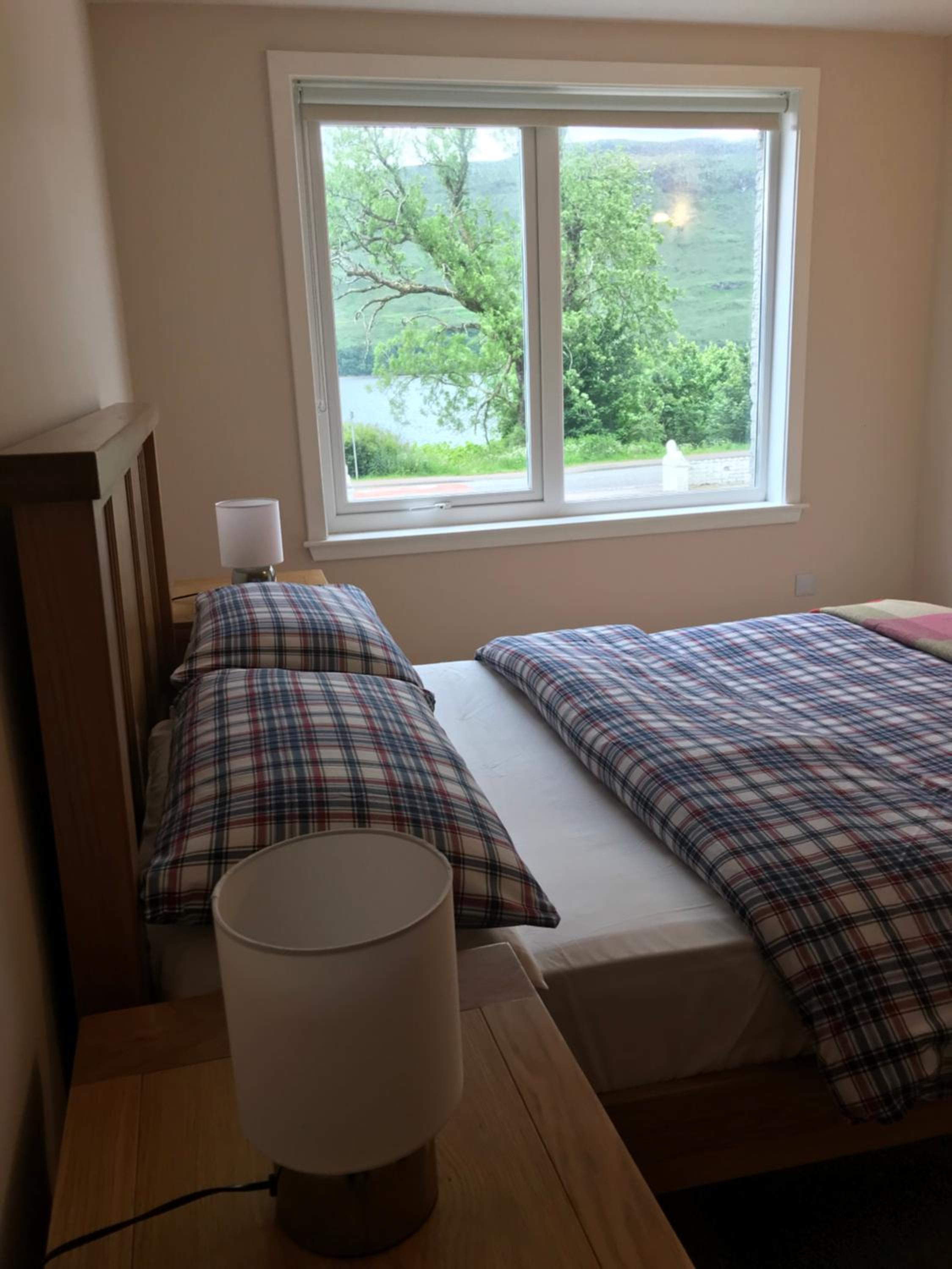 One-Bedroom Apartment - Photo 12
