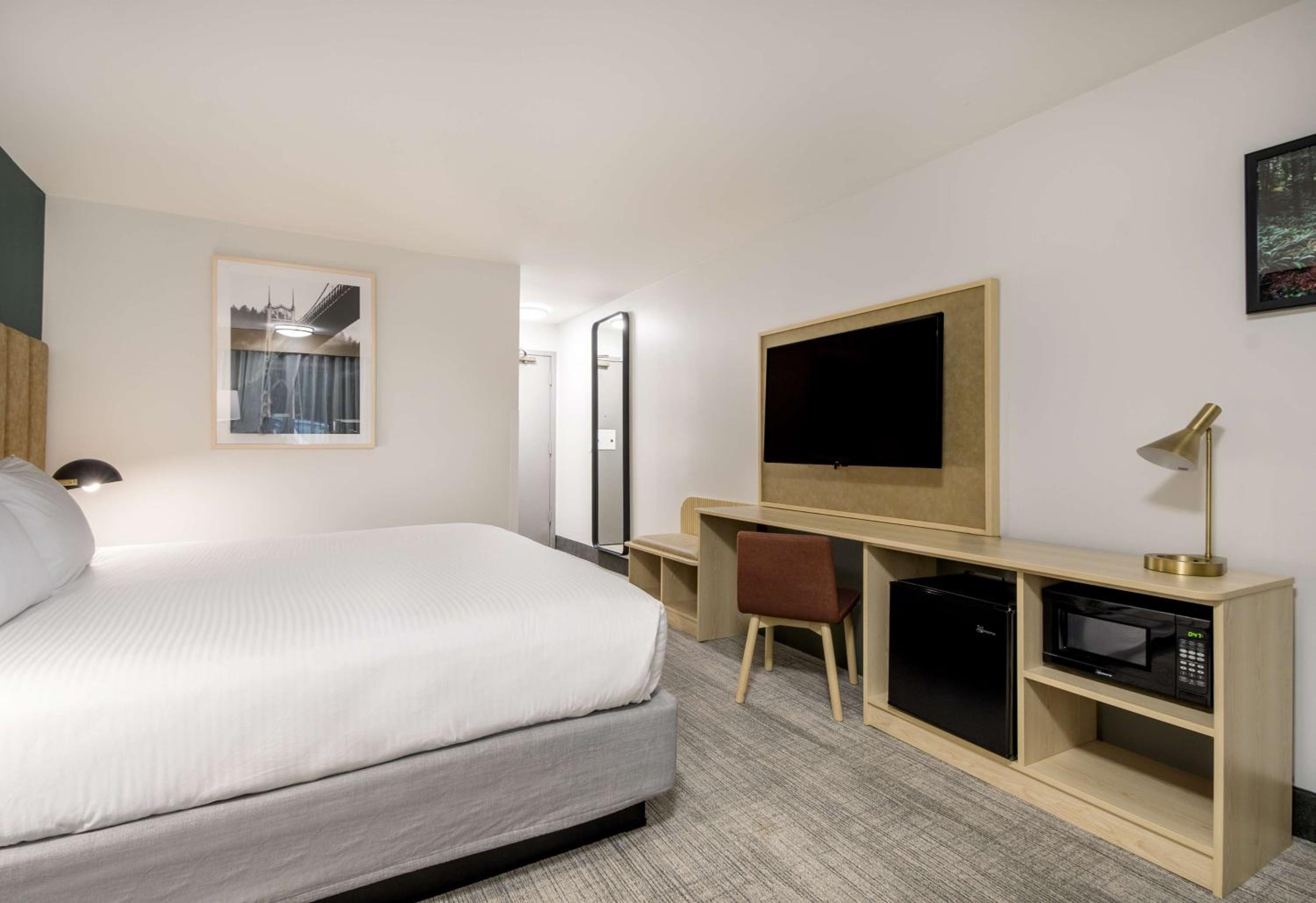 King Room - Non-Smoking