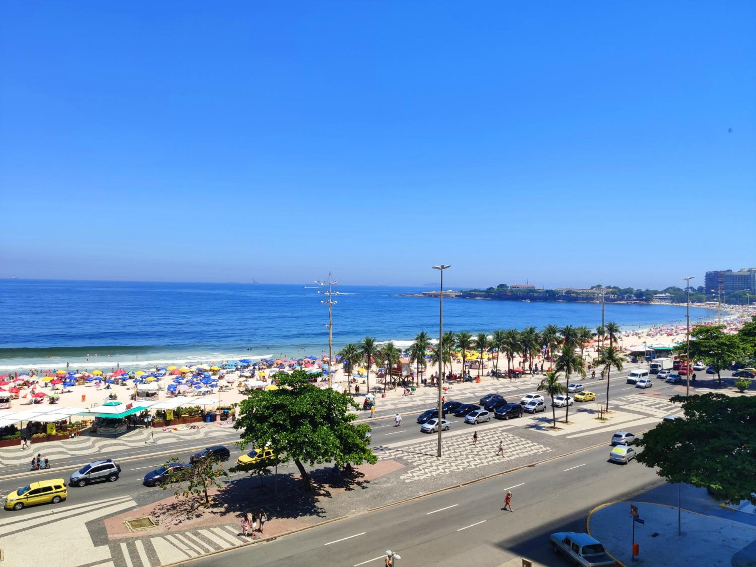 Apartment with Sea View - Photo 3