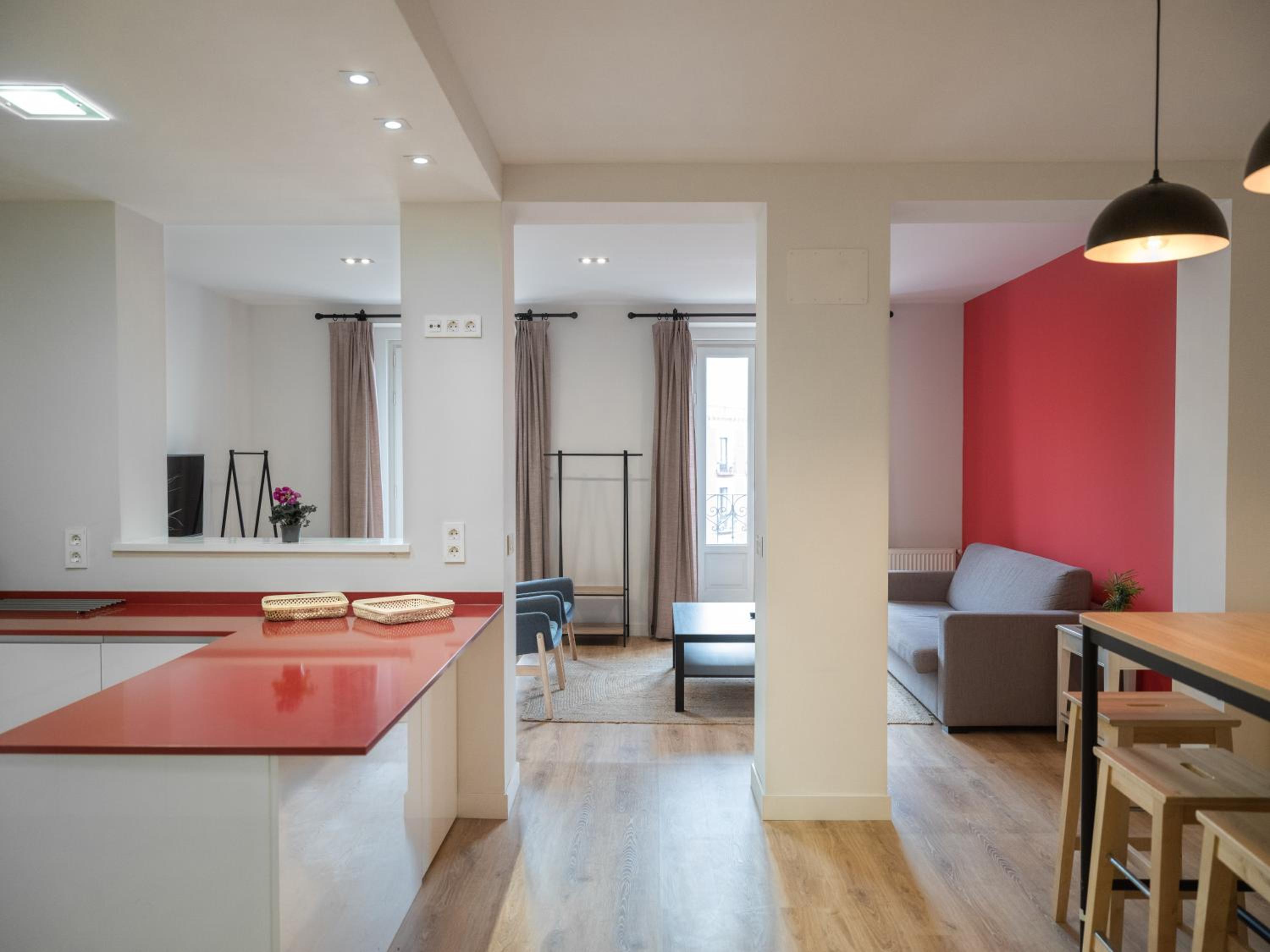 Apartamento con Balcón