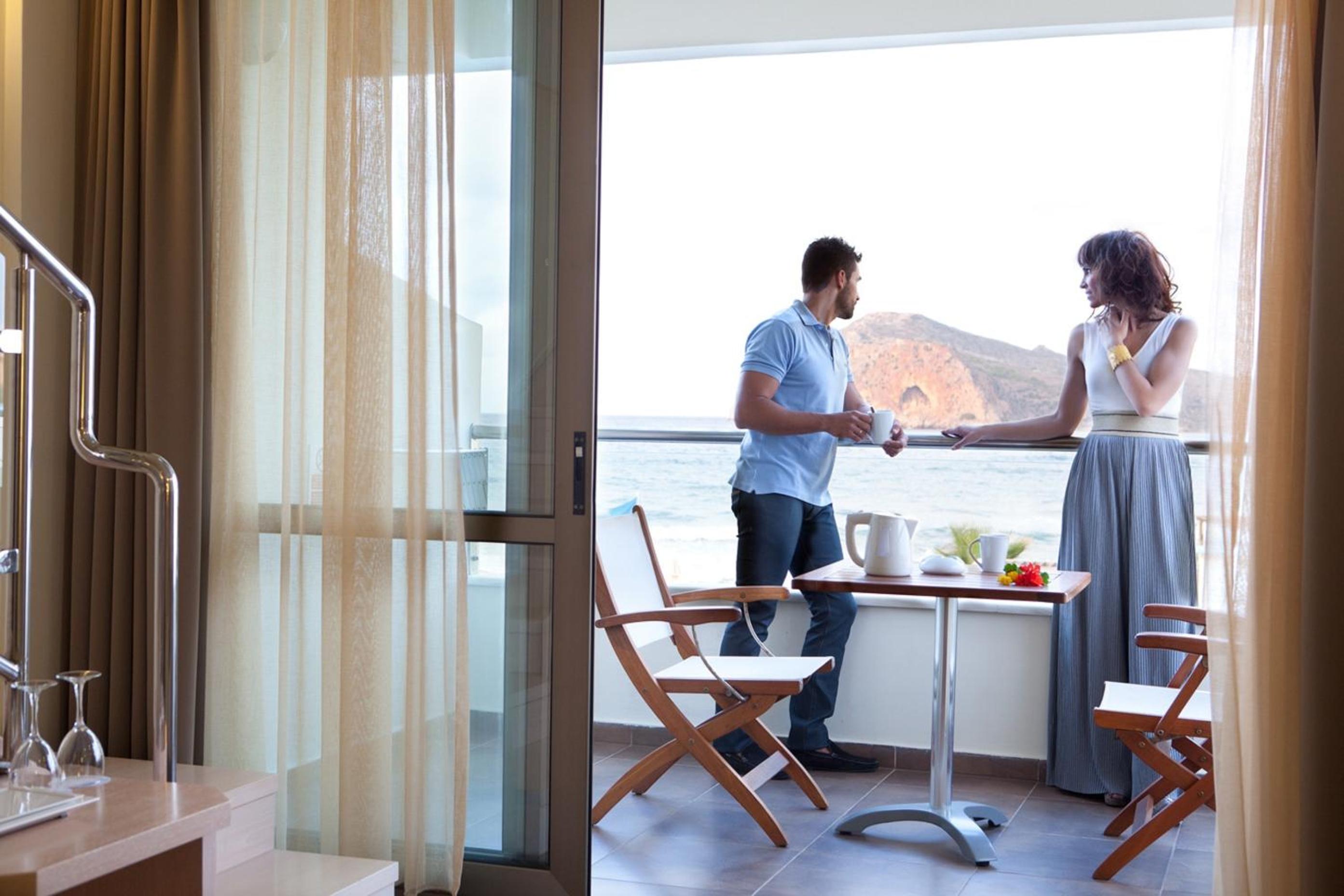 Junior Suite with Sea View - Photo 7