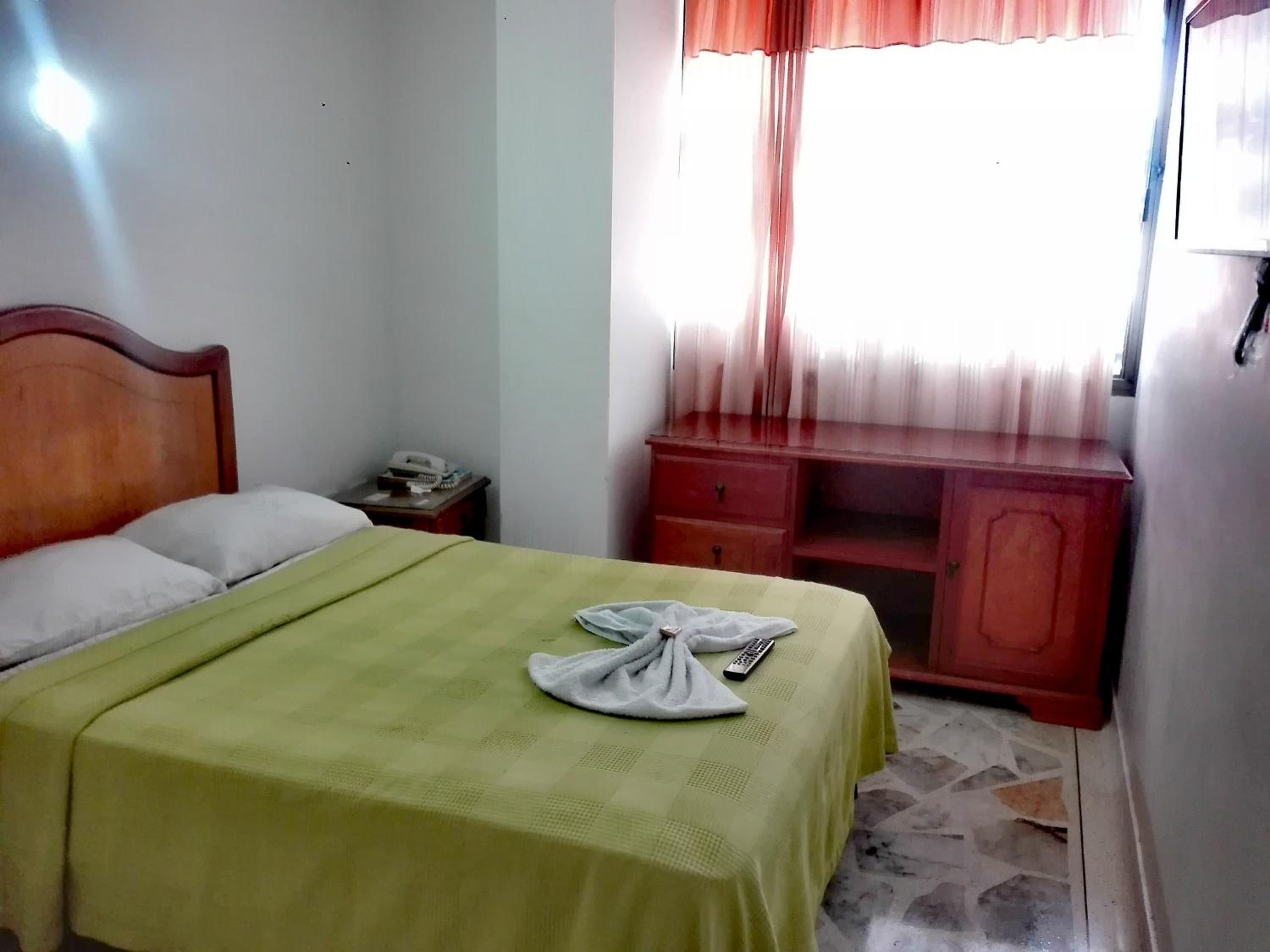 Deluxe Double Room (1 adult + 1 child) photo 1