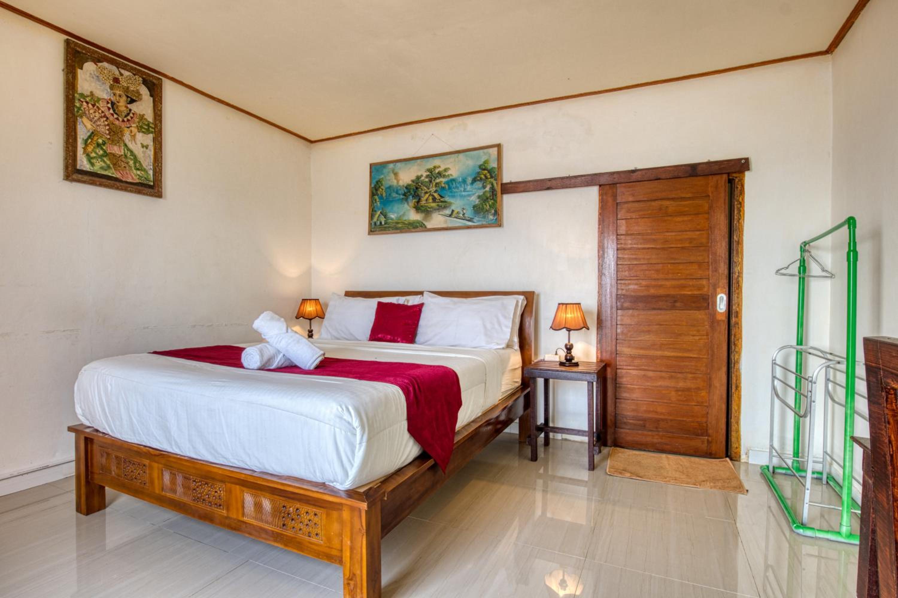 Double Room with Balcony and Sea View - Photo 12