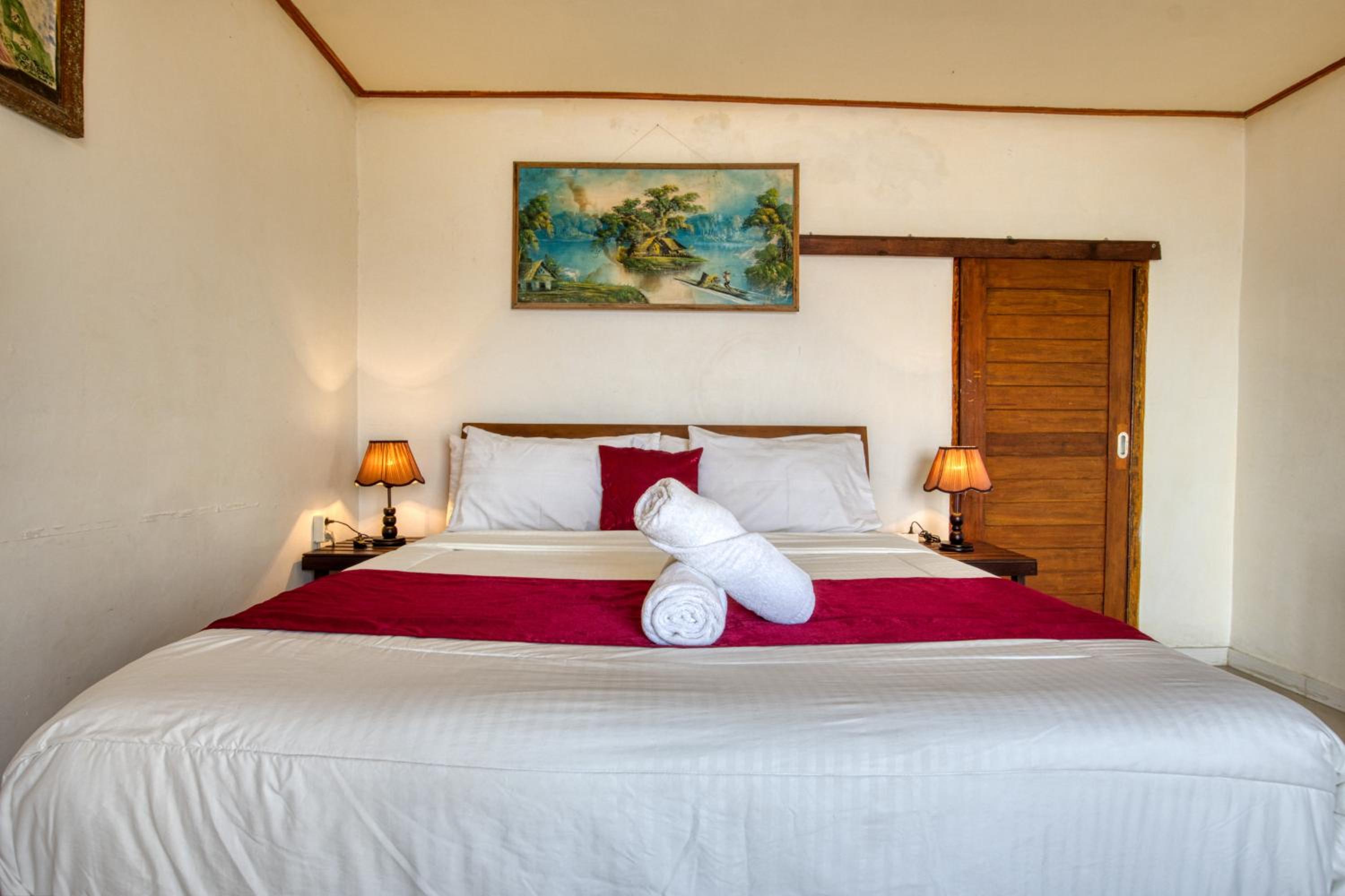 Double Room with Balcony and Sea View - Photo 15