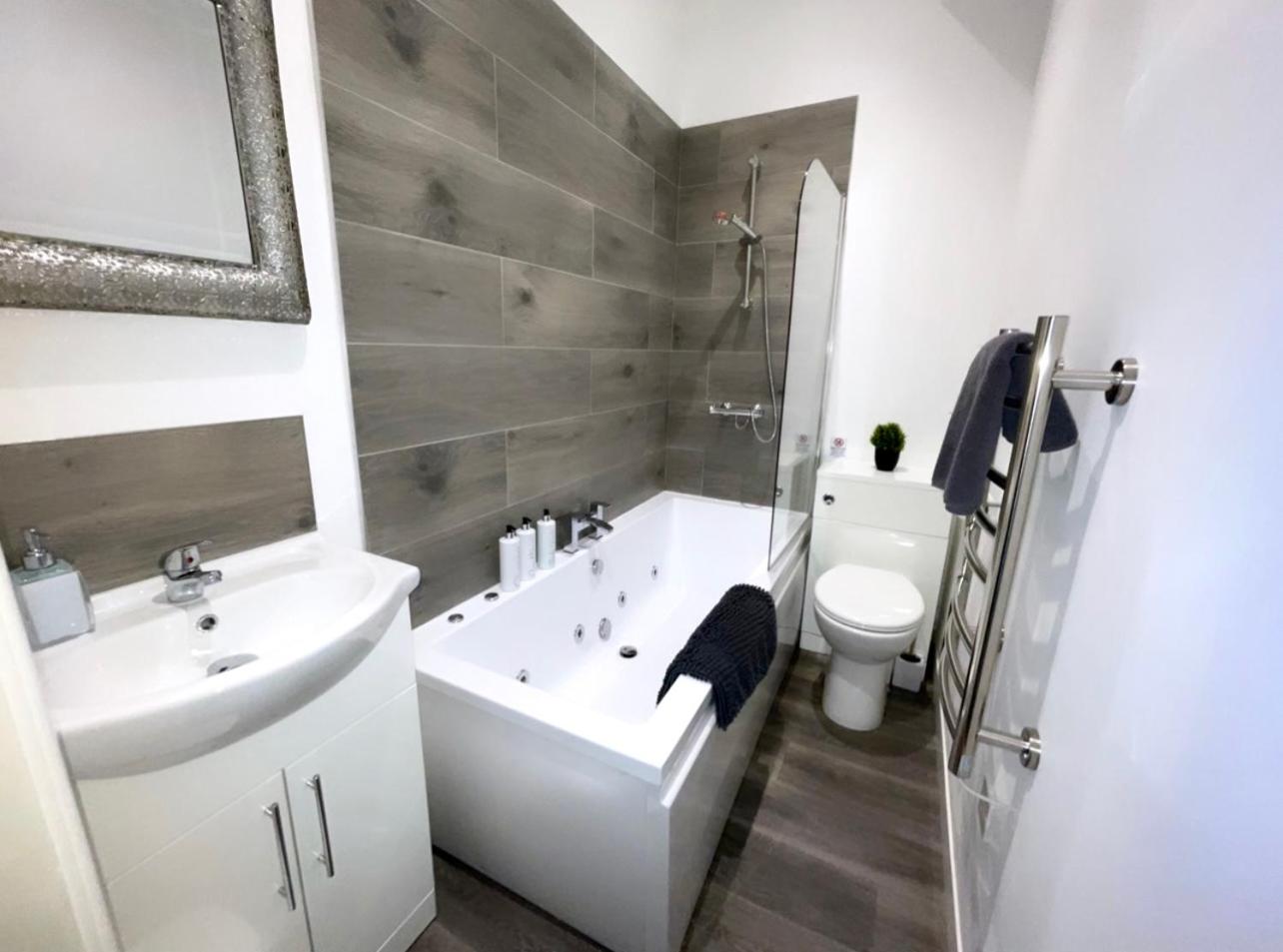 superior apartment with spa bath - Photo 16
