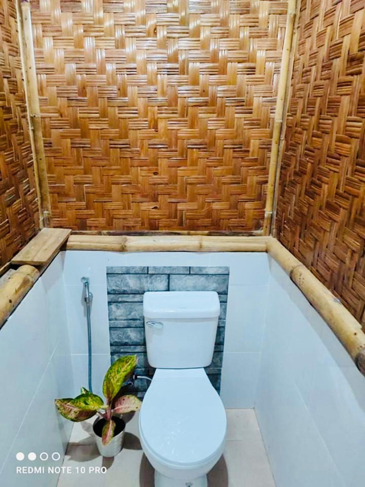 Quadruple Room with Bathroom - Photo 7
