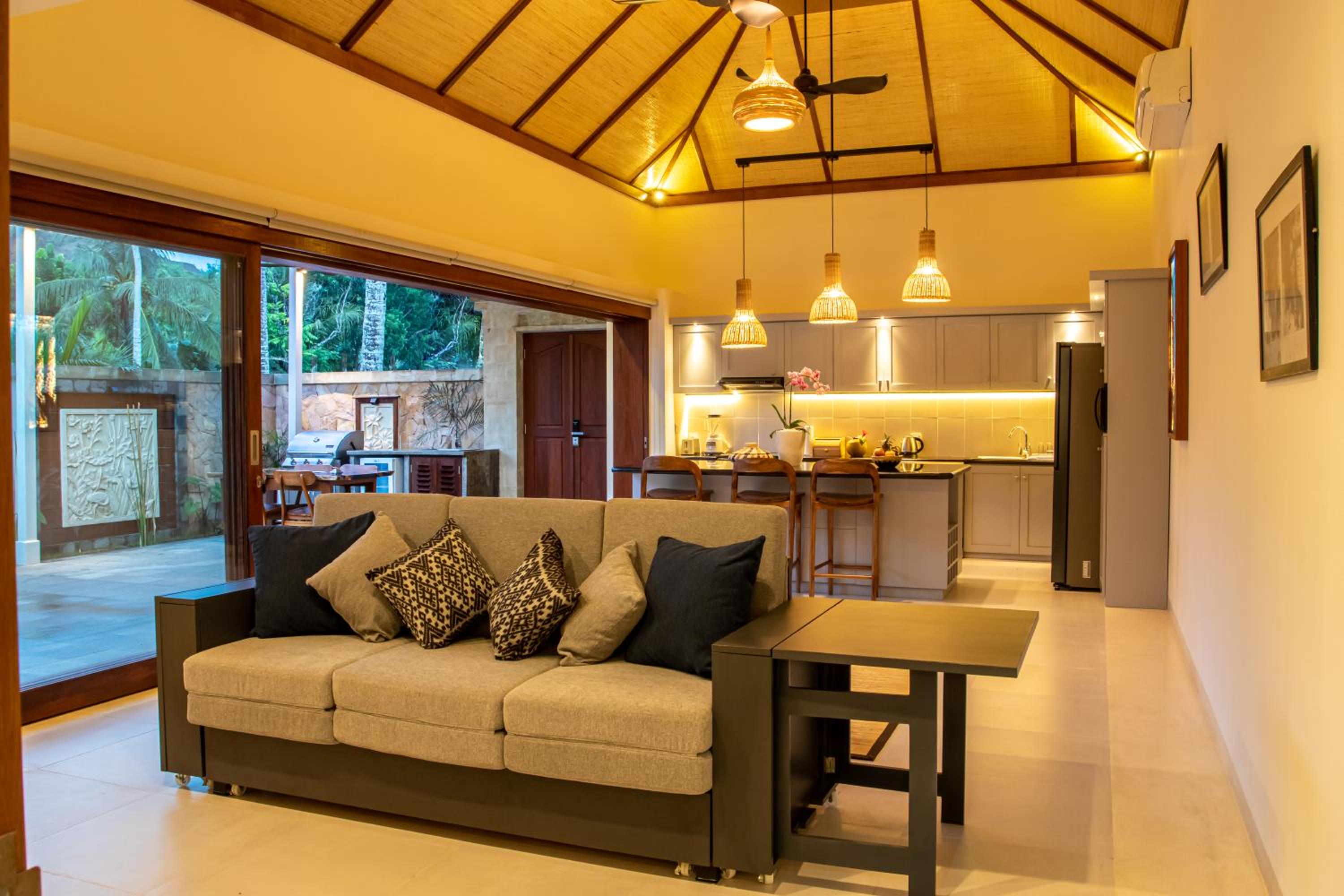 Victoria One-Bedroom Villa - Photo 23