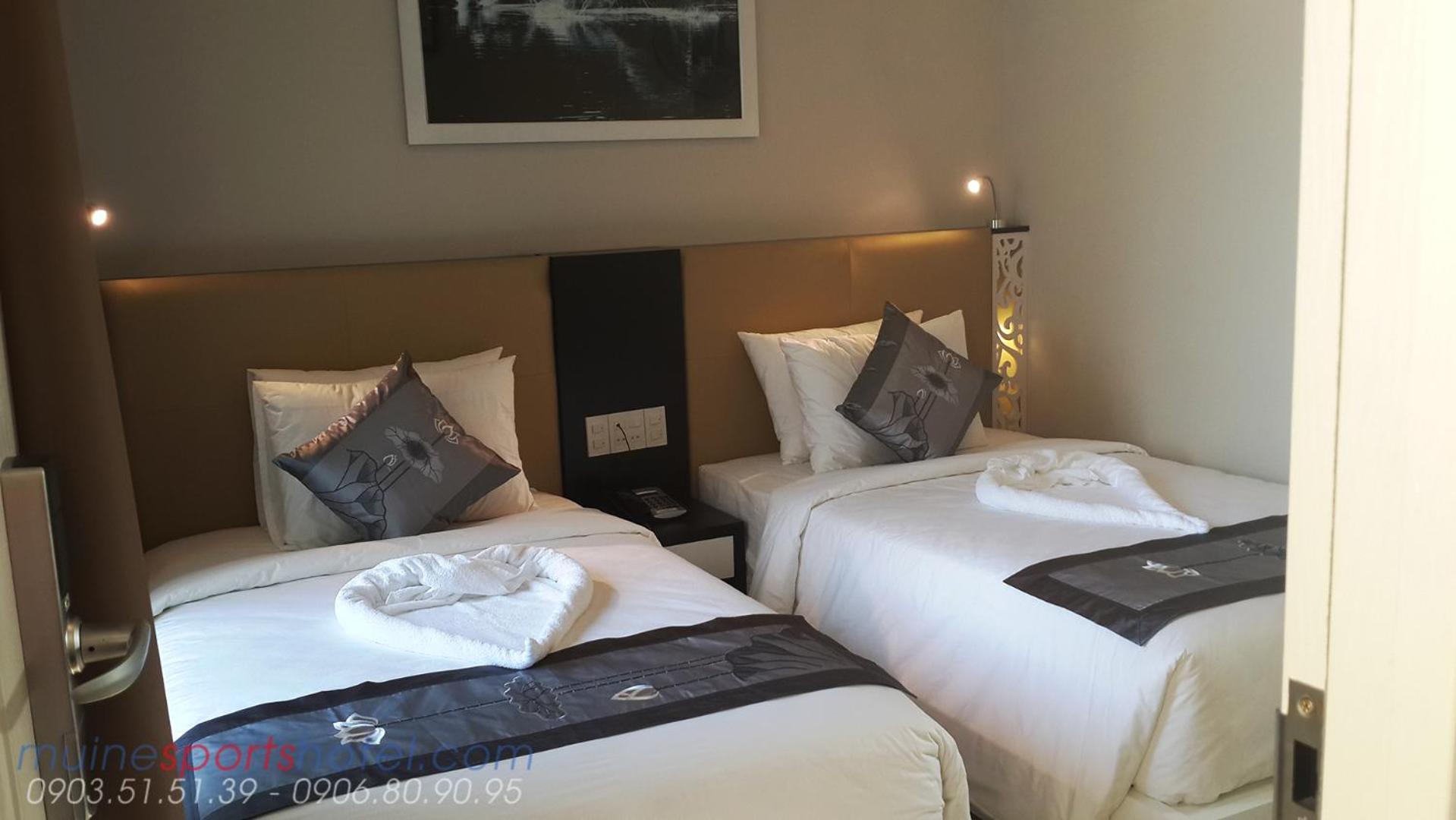 Deluxe Twin Room - Photo 2