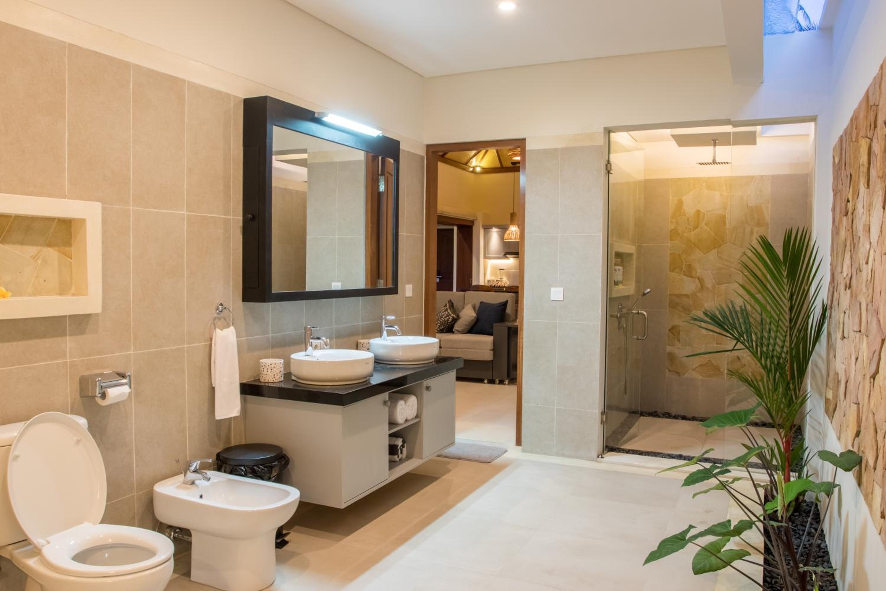 Victoria One-Bedroom Villa - Photo 20