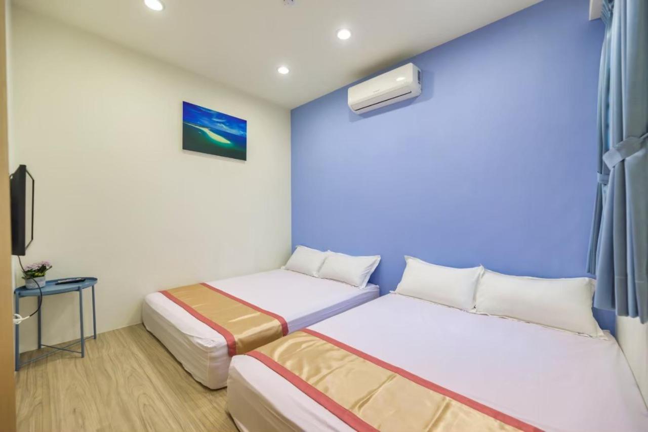 Family Suite with Balcony photo 2