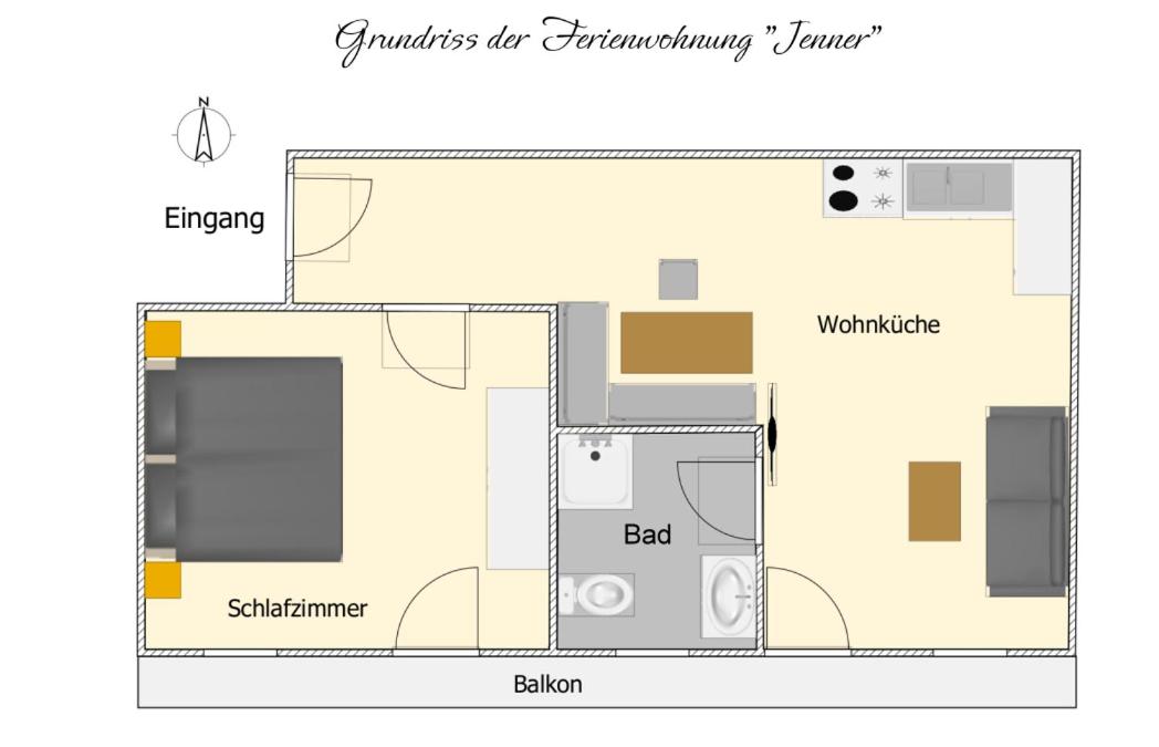 Apartment with Balcony photo 3