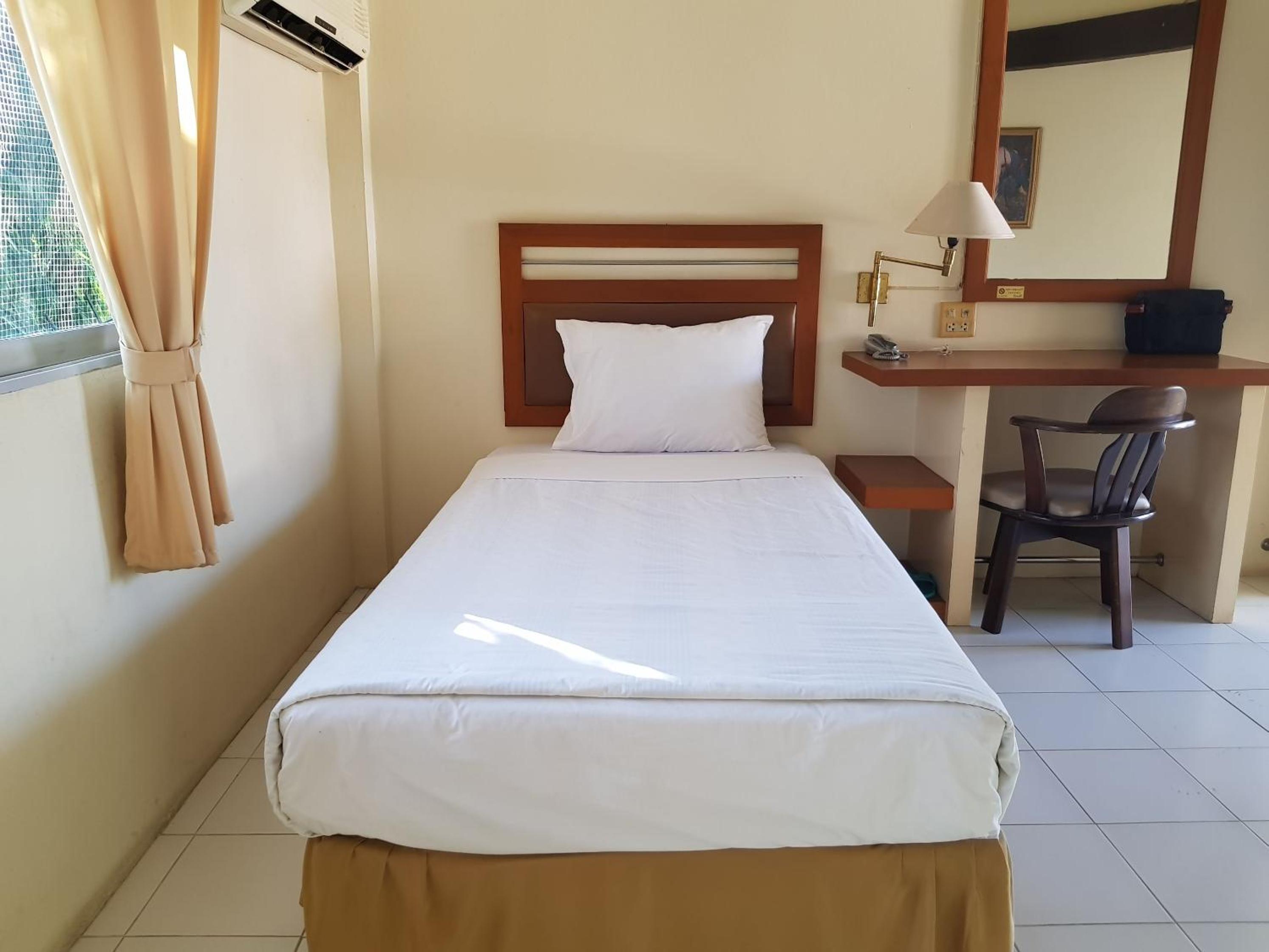 Single Room photo 3