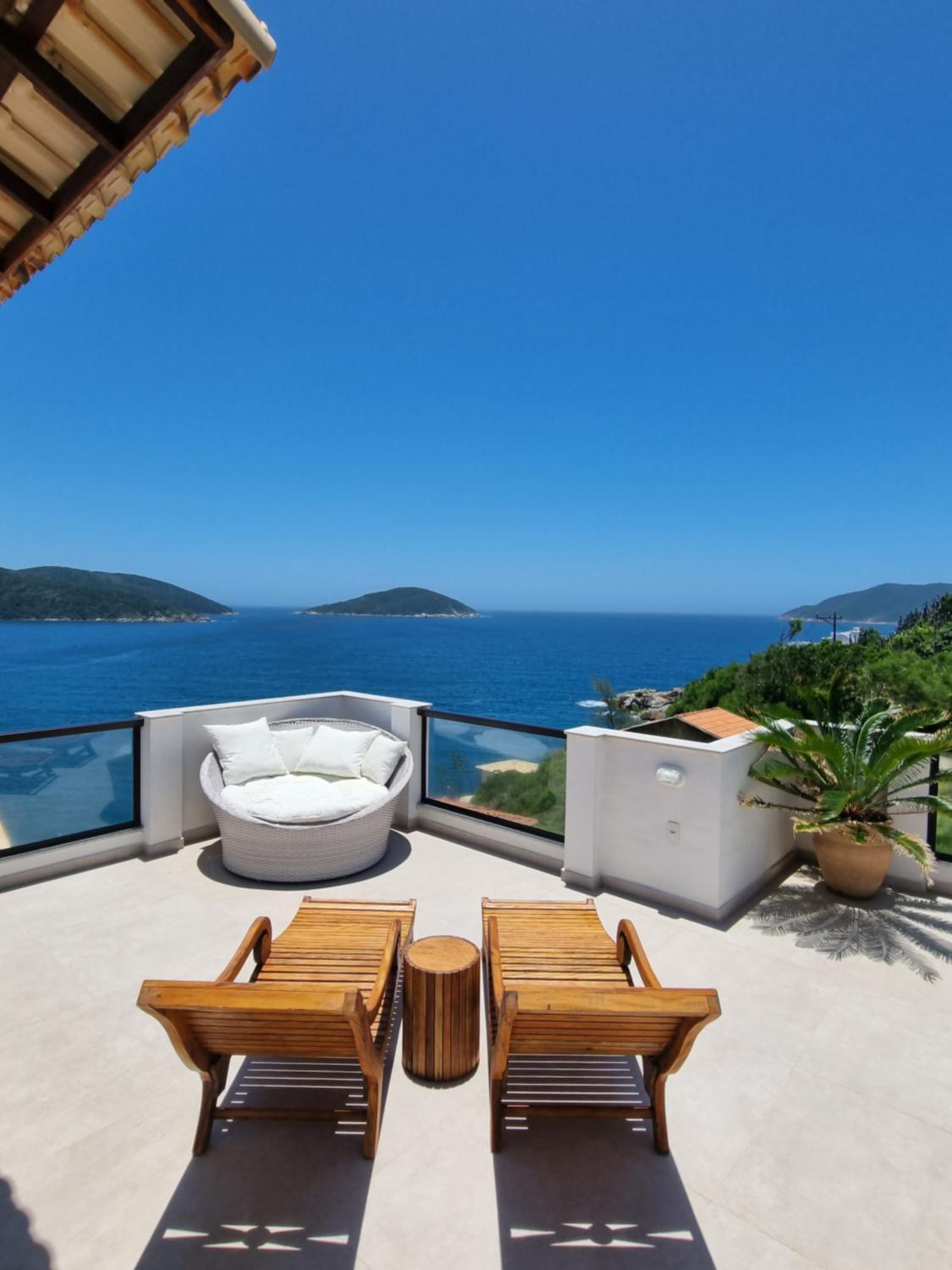 Queen Suite with Sea View - Photo 17