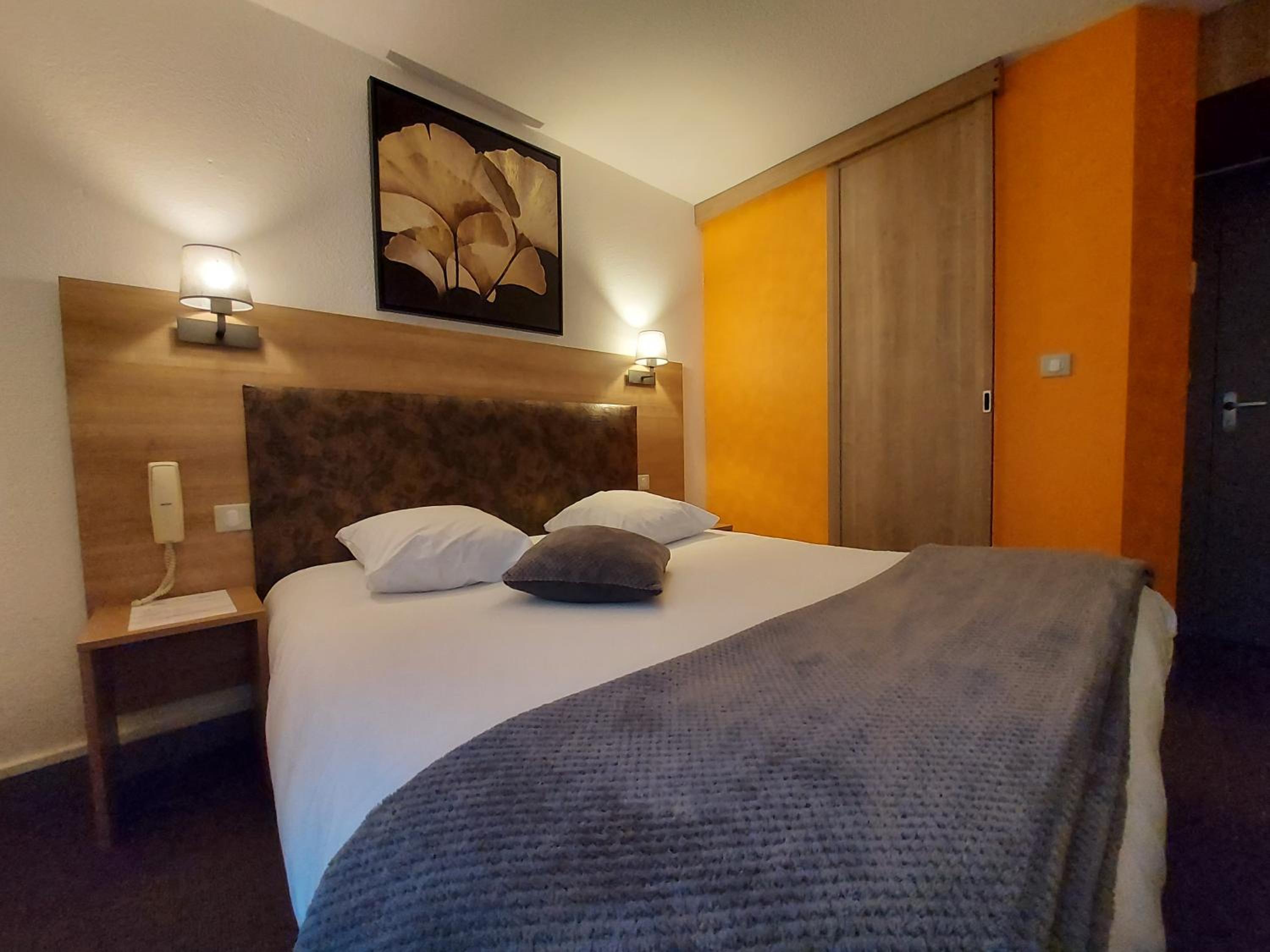 Double Room - Photo 1