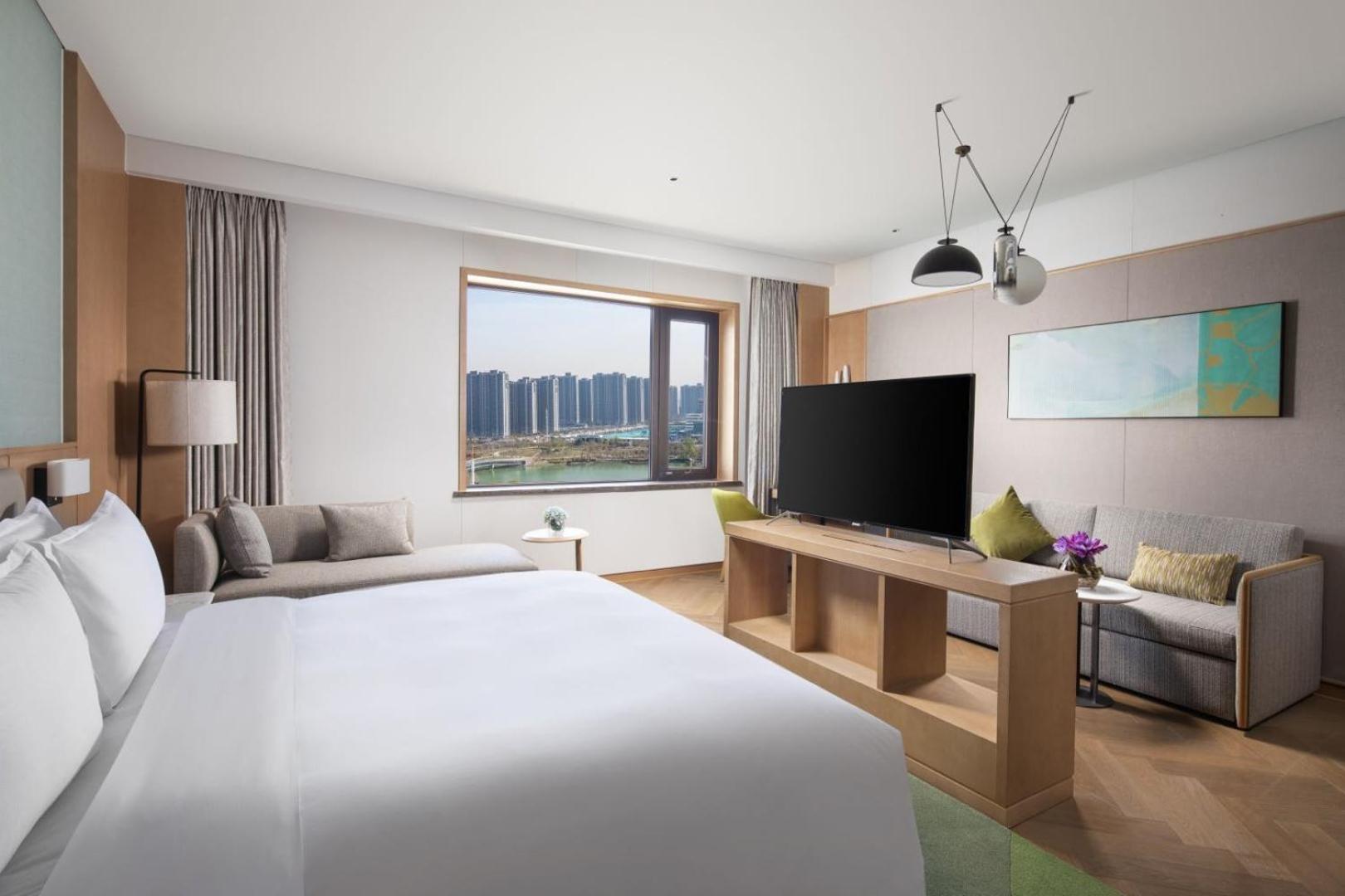 Premium King Room - Photo 1