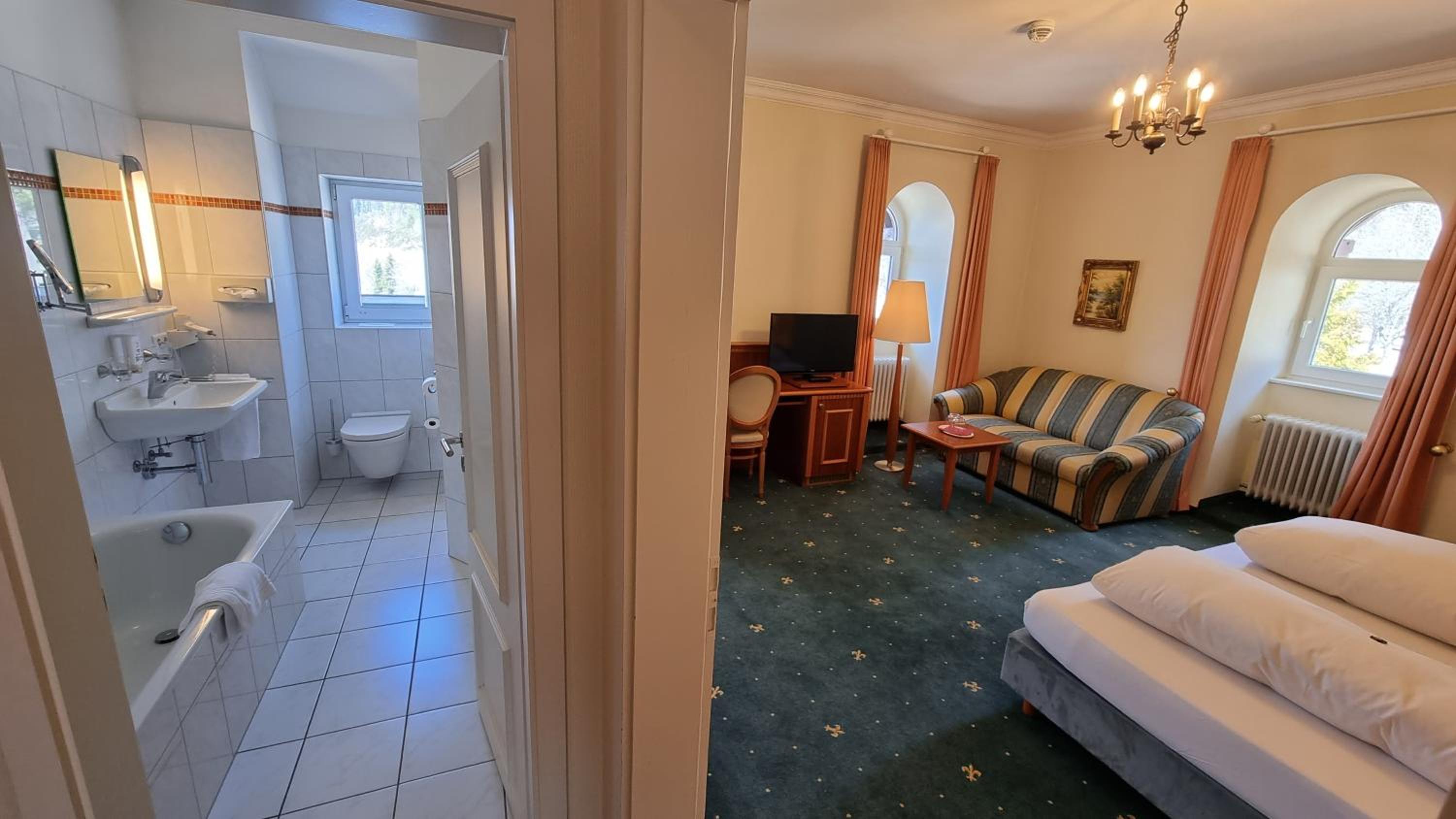 Superior Doppelzimmer mit Seeblick photo 3