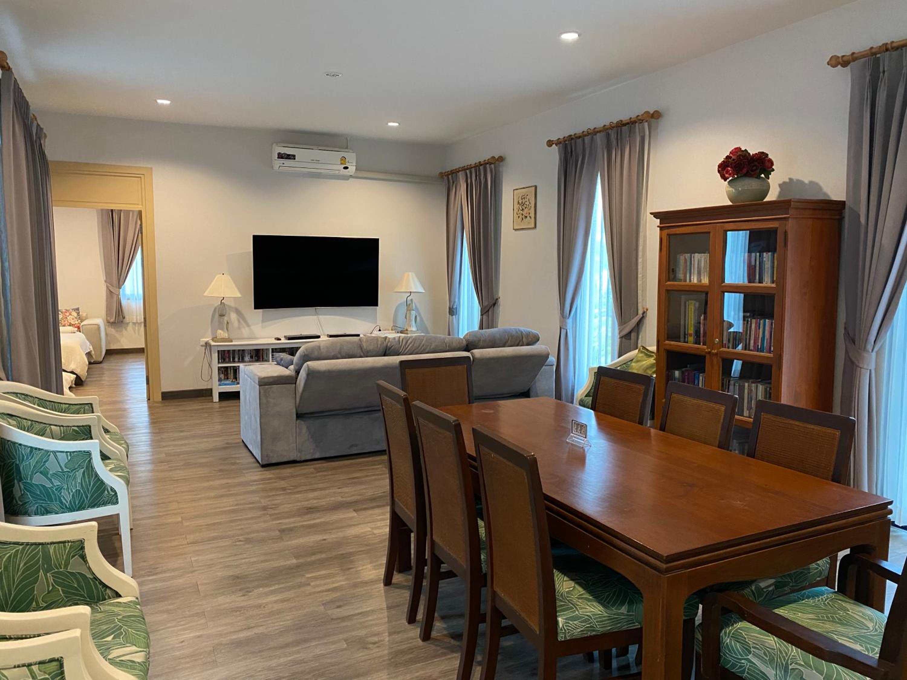 Two-Bedroom House - Photo 38