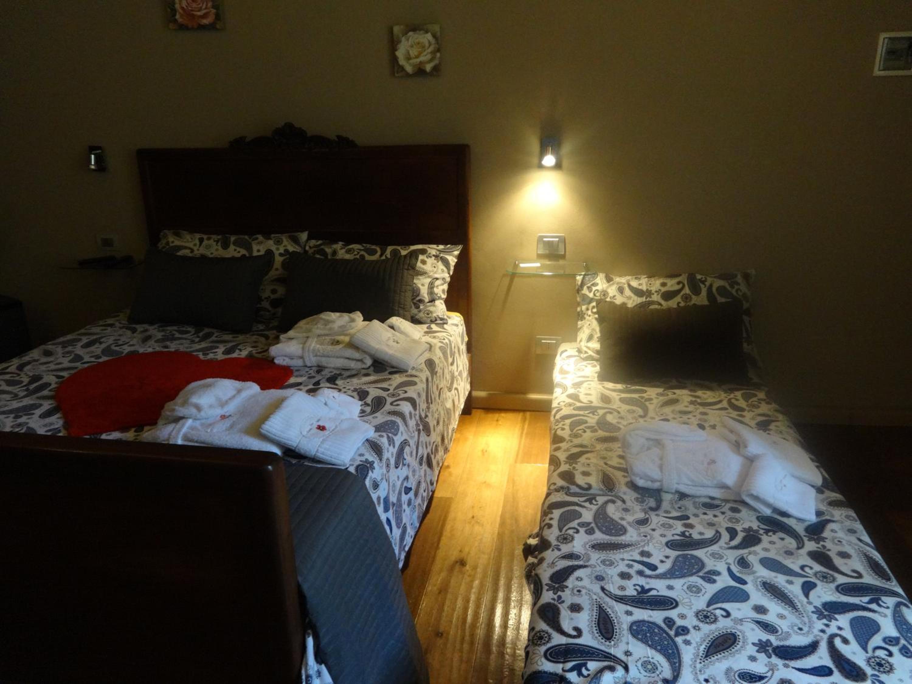 Triple Room with Shower photo 3