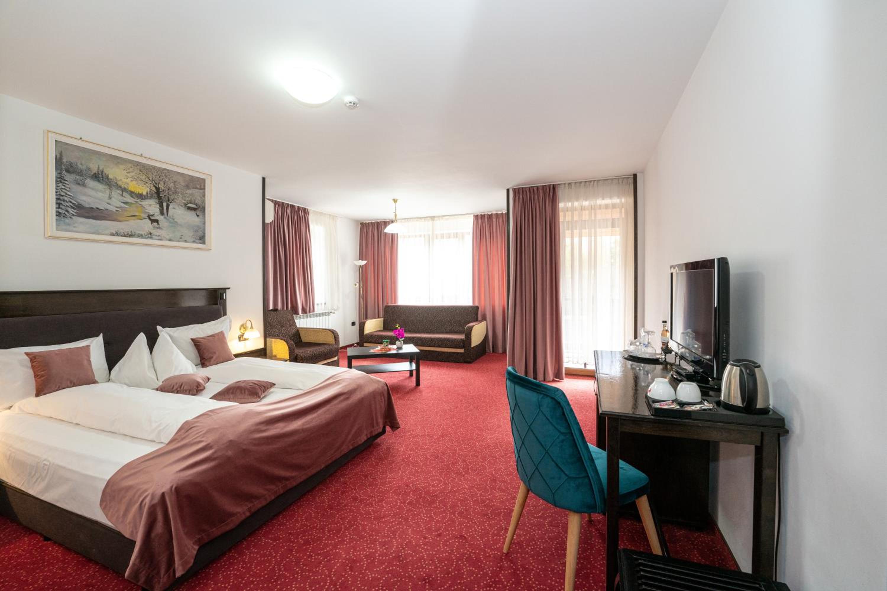 Double Room with Balcony (2 Adults+1 Child)