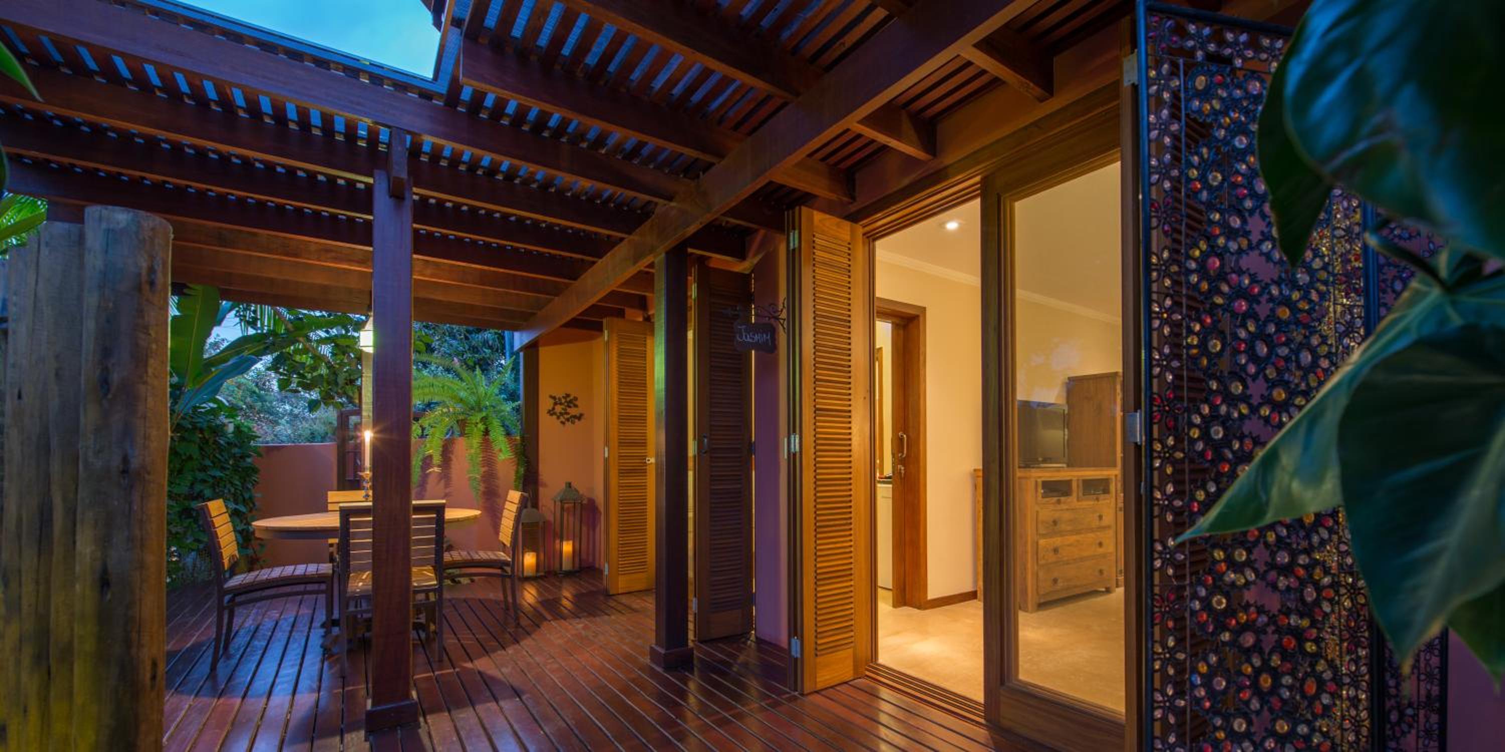 Double Room with Spa Bath - Jasmim photo 2