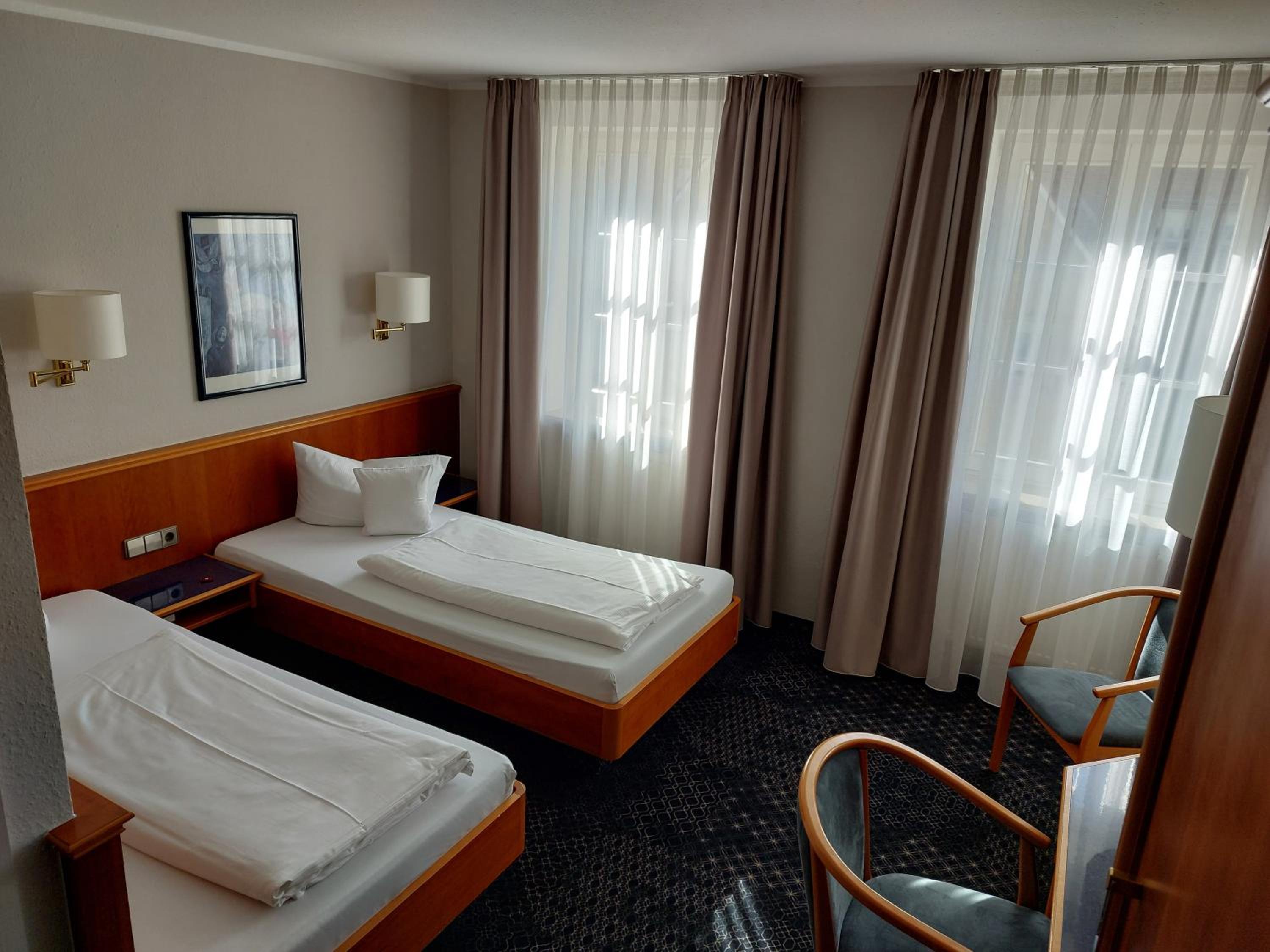 Business Twin Room photo 1